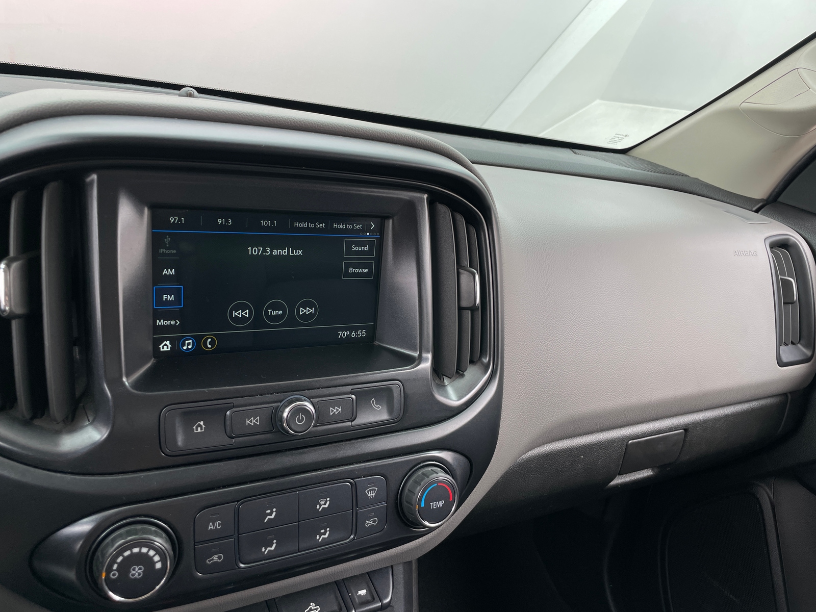 Thumbnail: 2019 Chevrolet Colorado - 4