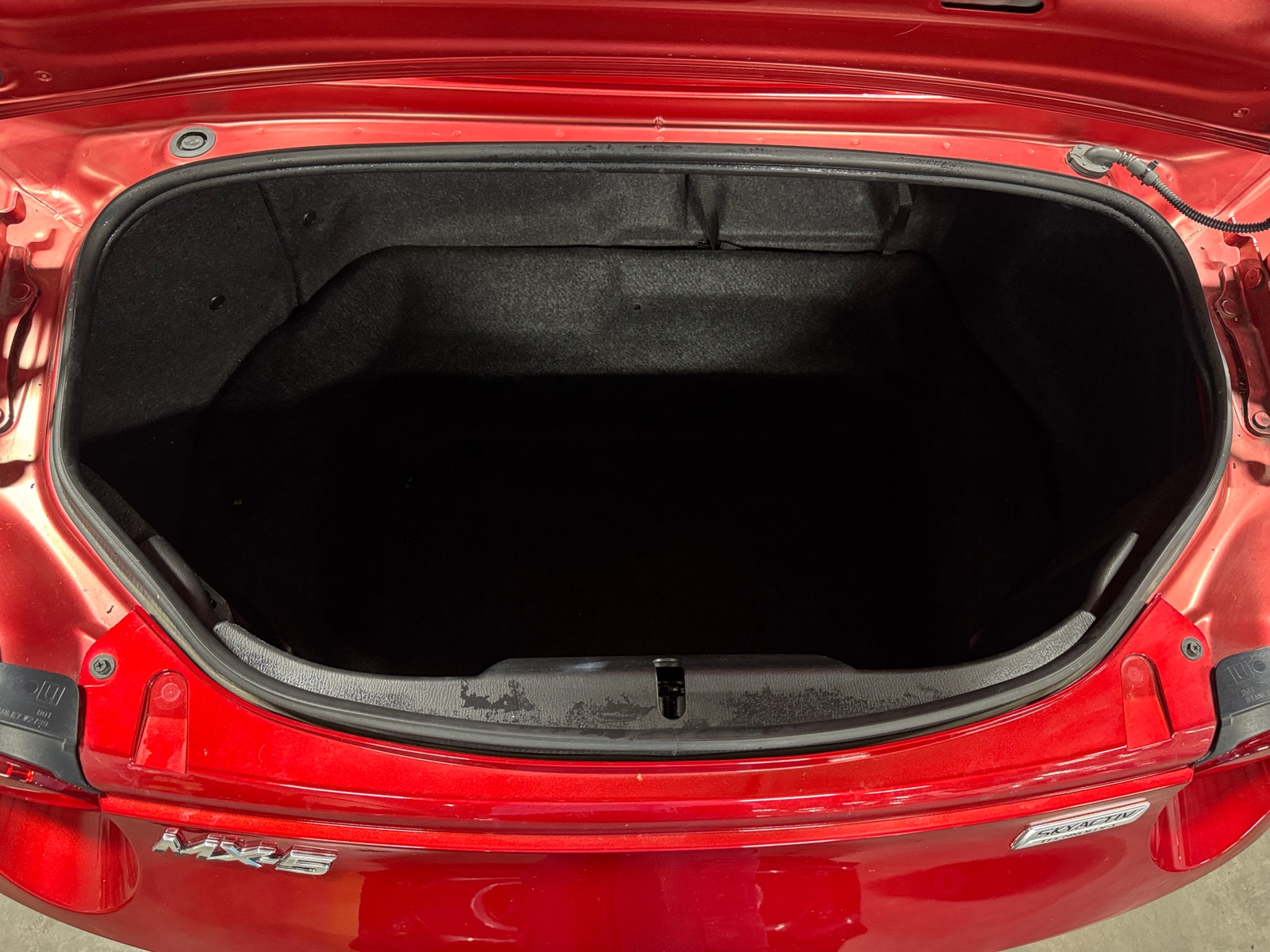 Thumbnail: 2016 Mazda MX-5 Miata - 5