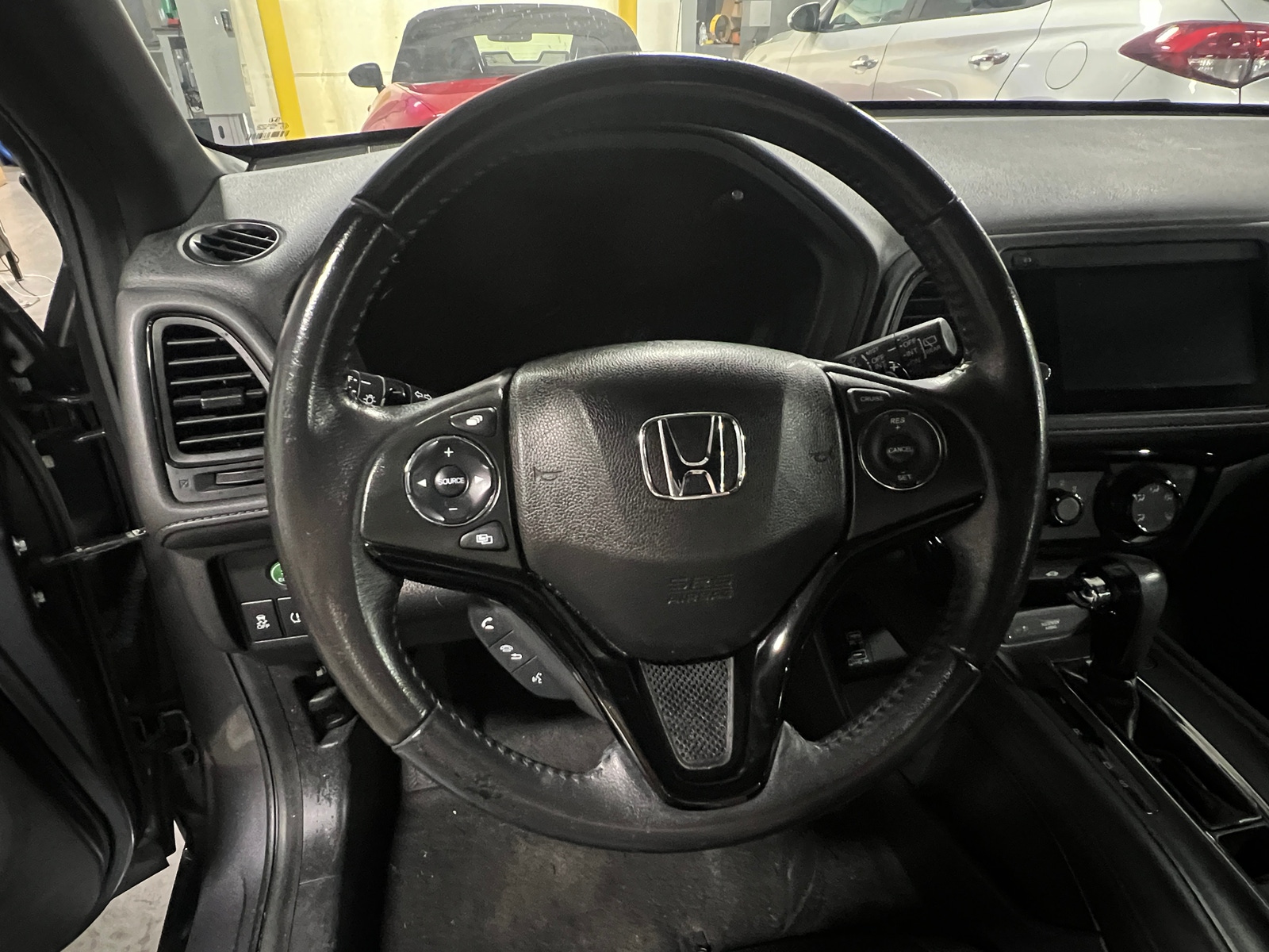 Thumbnail: 2019 Honda HR-V - 5