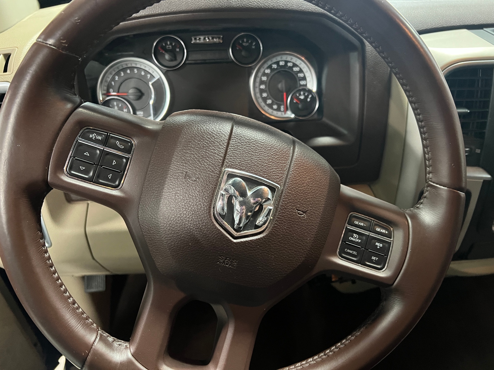 Thumbnail: 2019 RAM 1500 Classic - 5