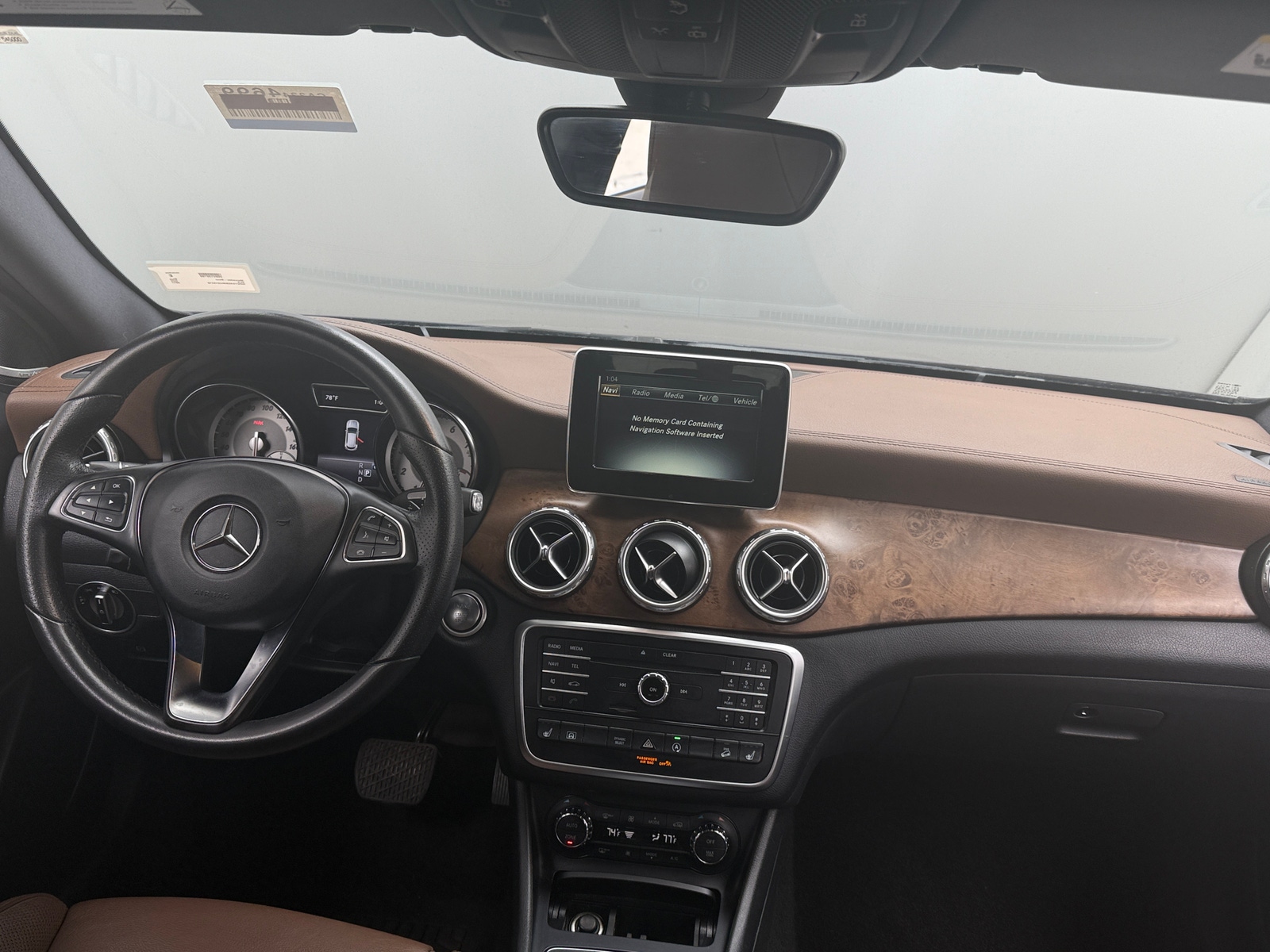 Thumbnail: 2017 Mercedes-Benz GLA - 2