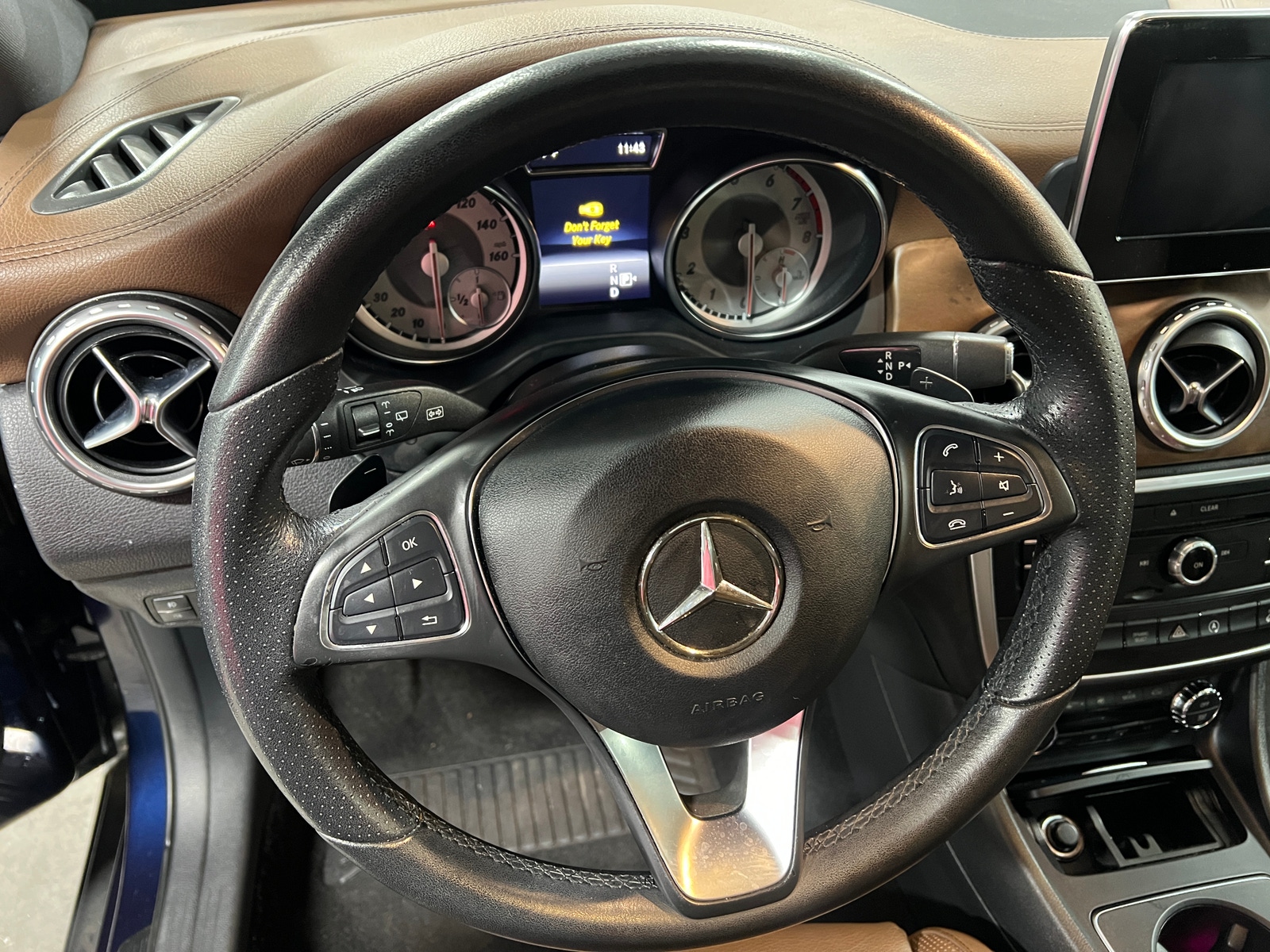 Thumbnail: 2017 Mercedes-Benz GLA - 4