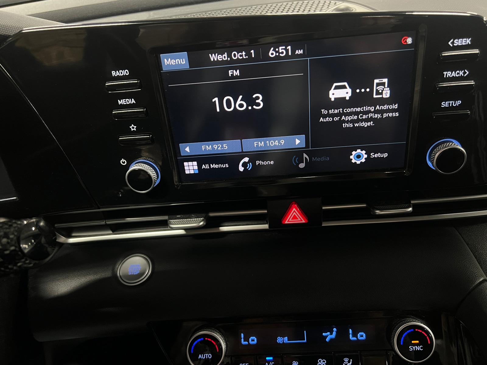 Thumbnail: 2022 Hyundai Elantra - 4