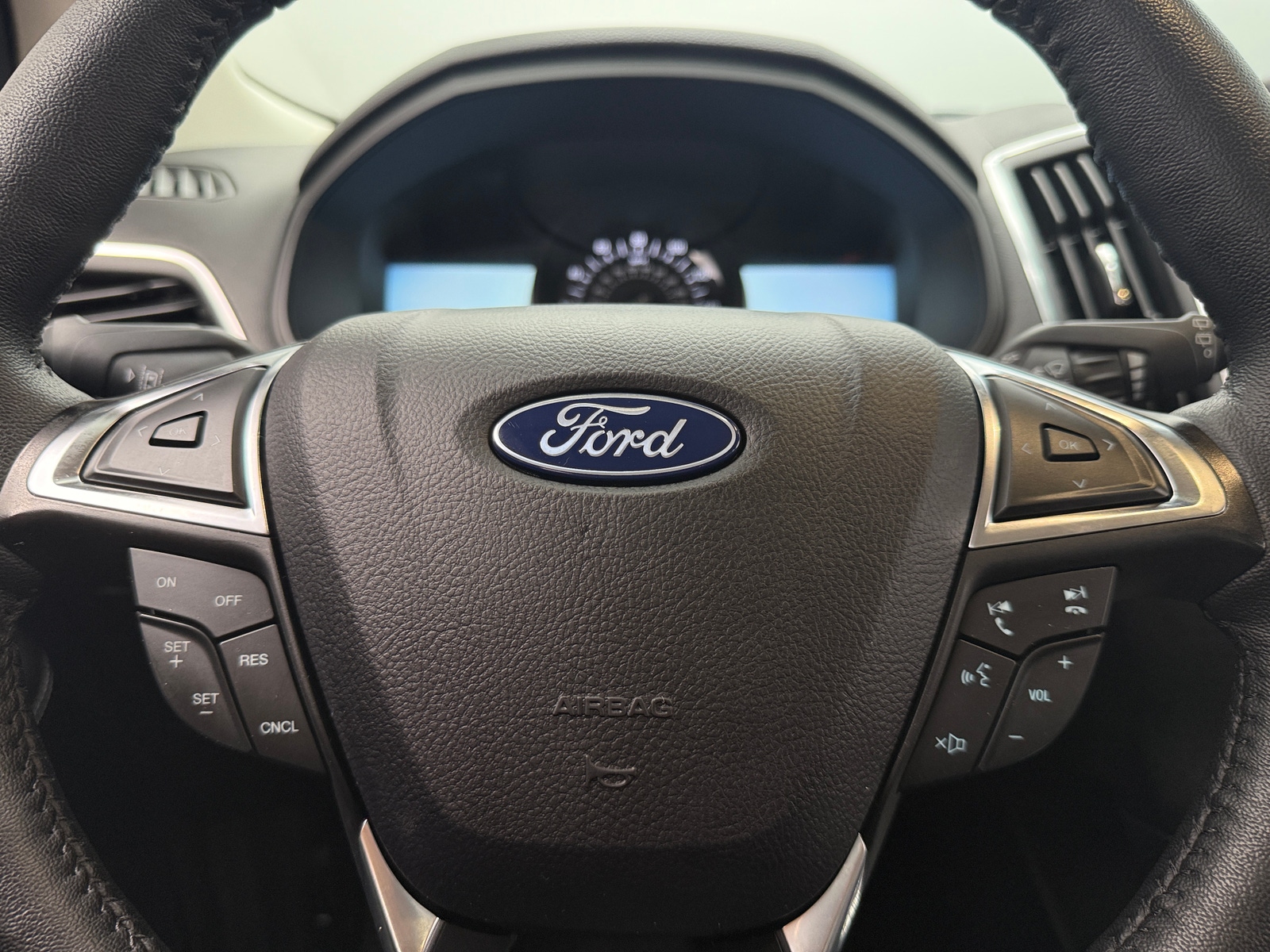 Thumbnail: 2024 Ford Edge - 4