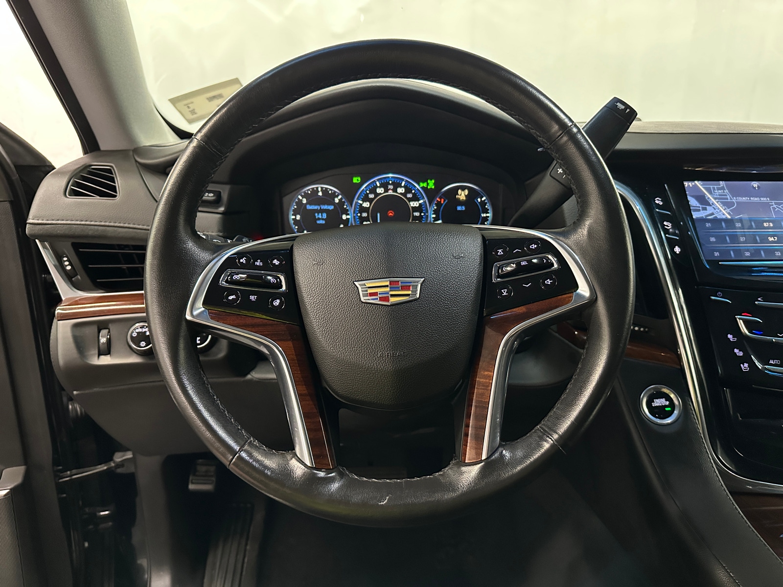 Thumbnail: 2015 Cadillac Escalade - 4