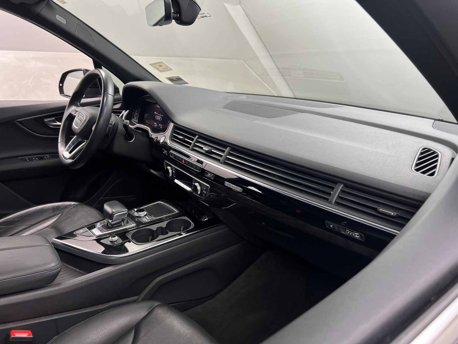 Thumbnail: 2019 Audi Q7 - 2