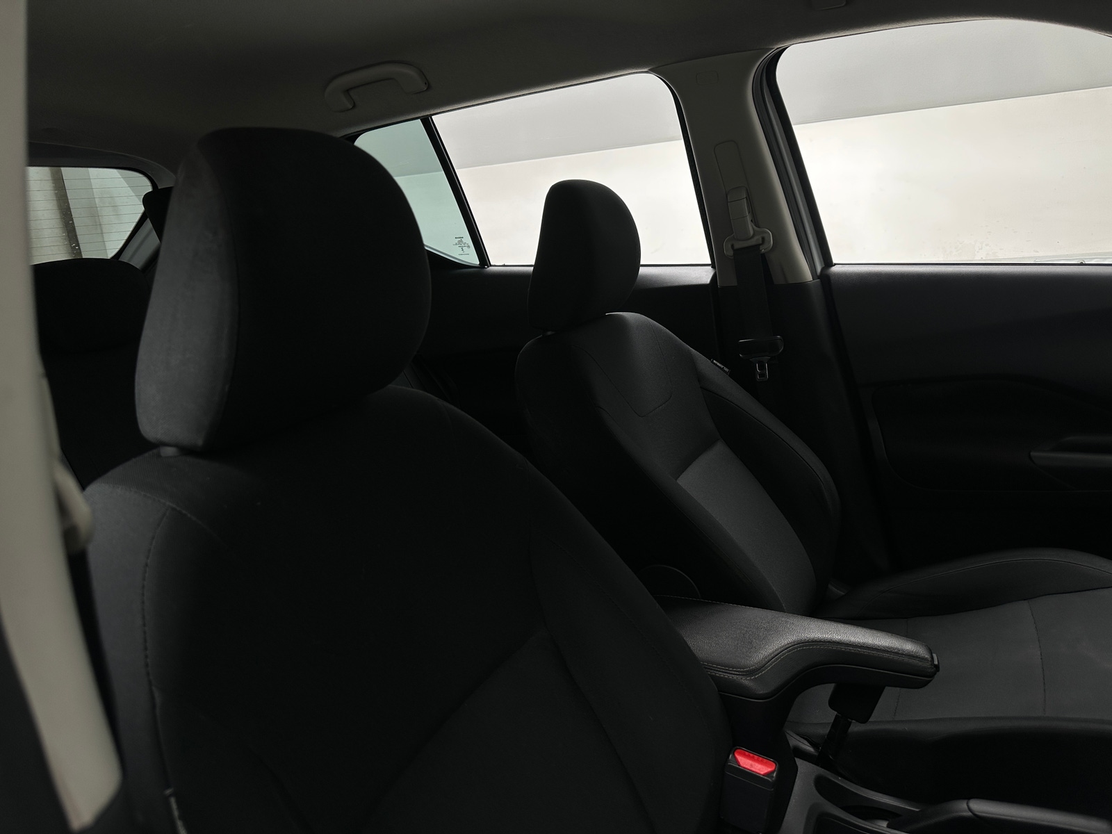 Thumbnail: 2023 Nissan Kicks - 2