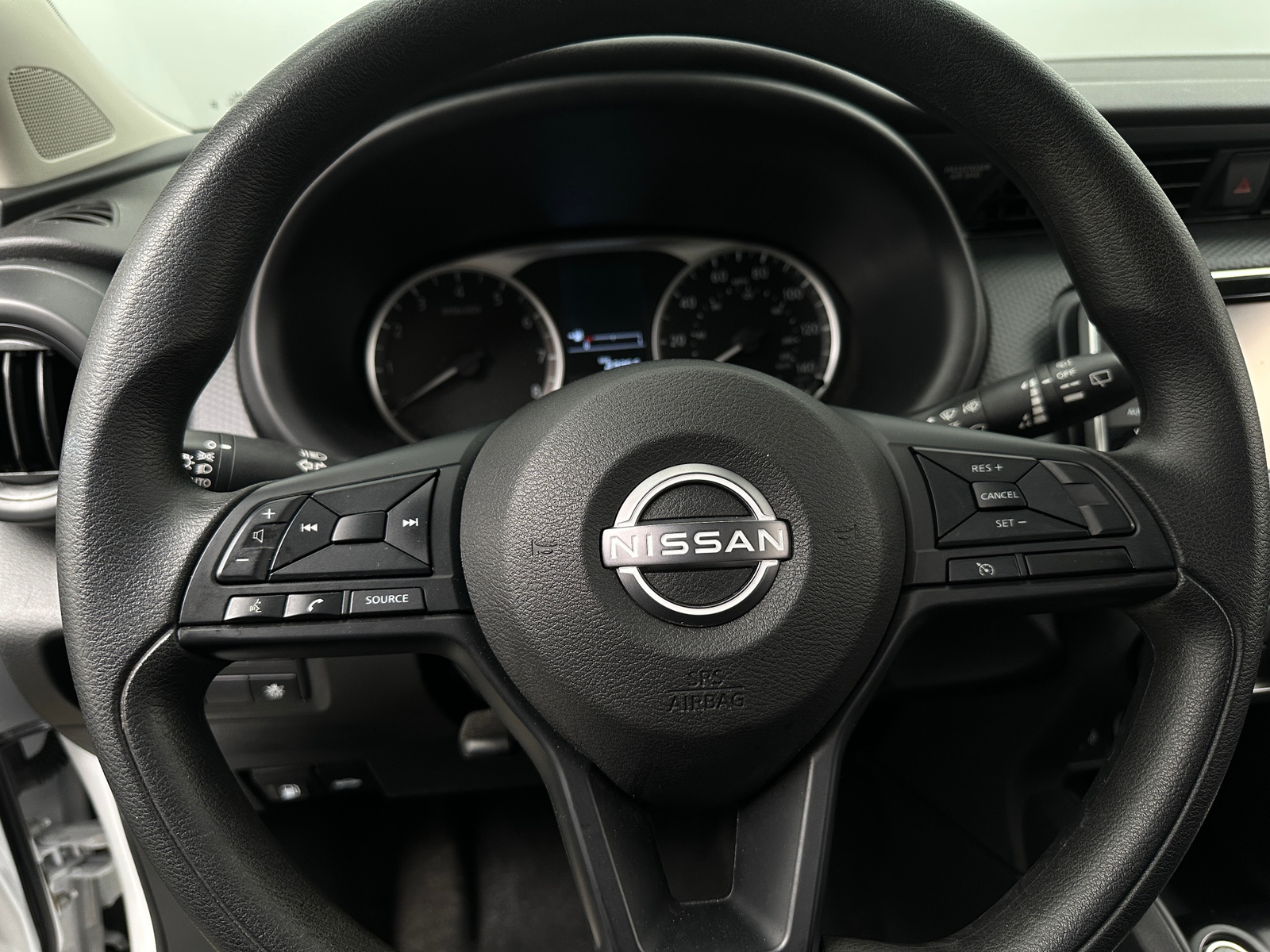 Thumbnail: 2023 Nissan Kicks - 5