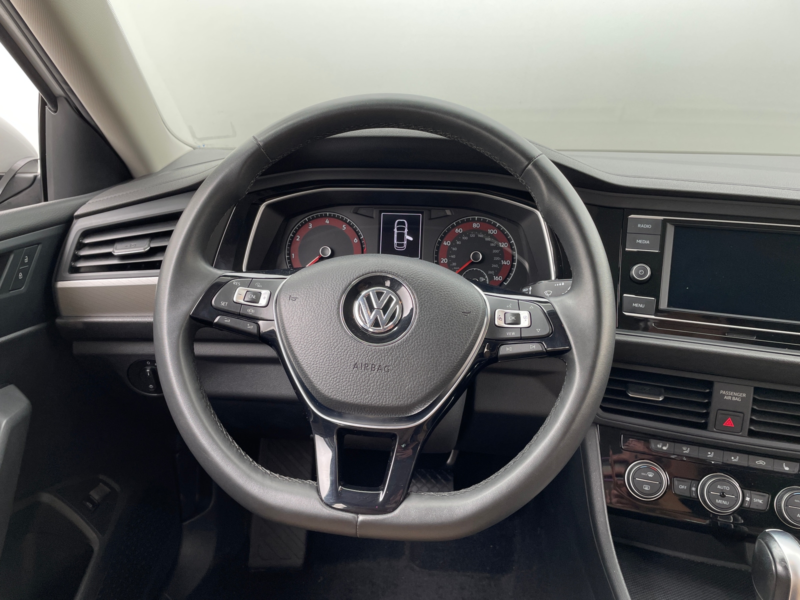 Thumbnail: 2020 Volkswagen Jetta - 4