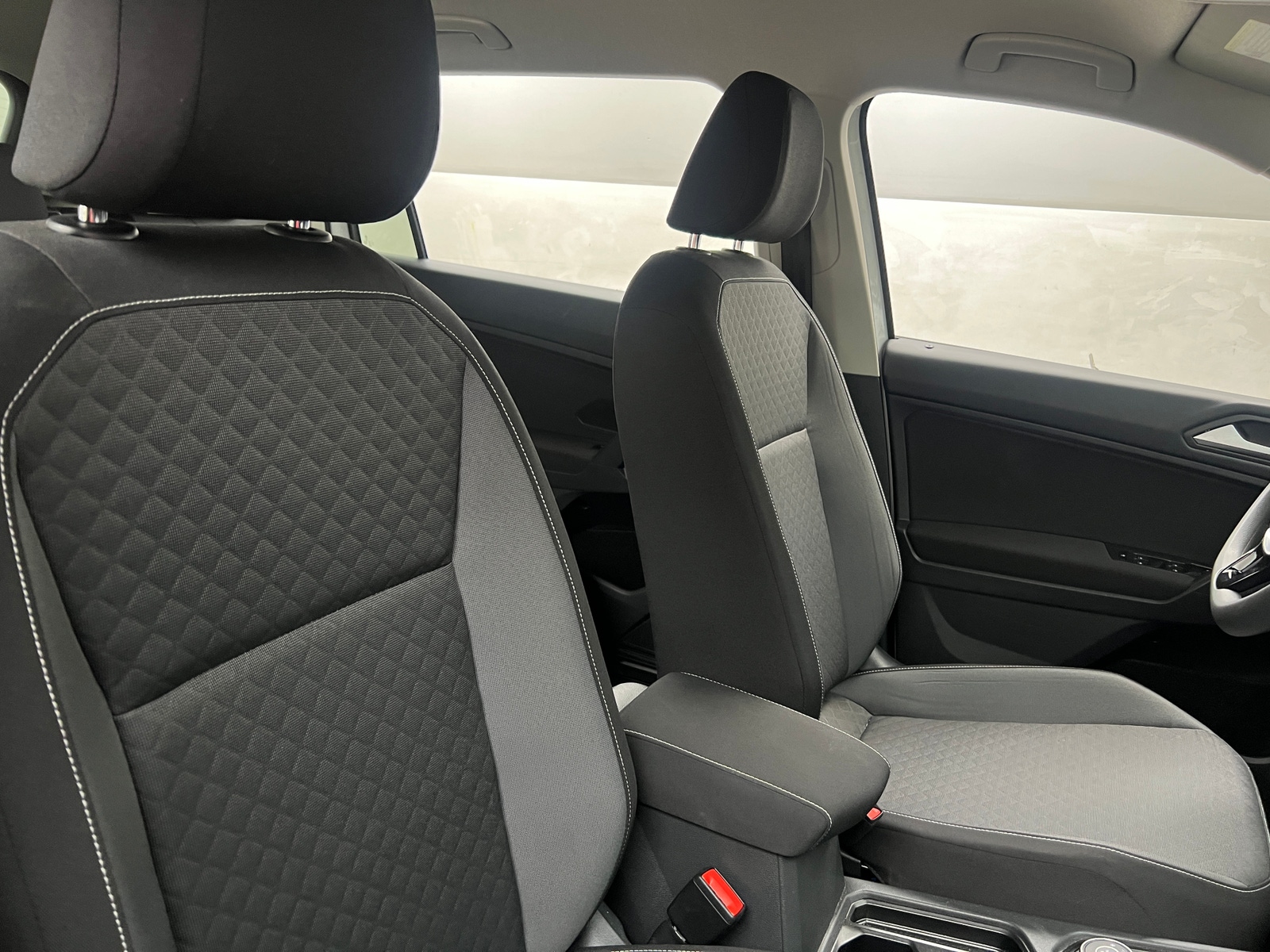 Thumbnail: 2021 Volkswagen Tiguan - 2