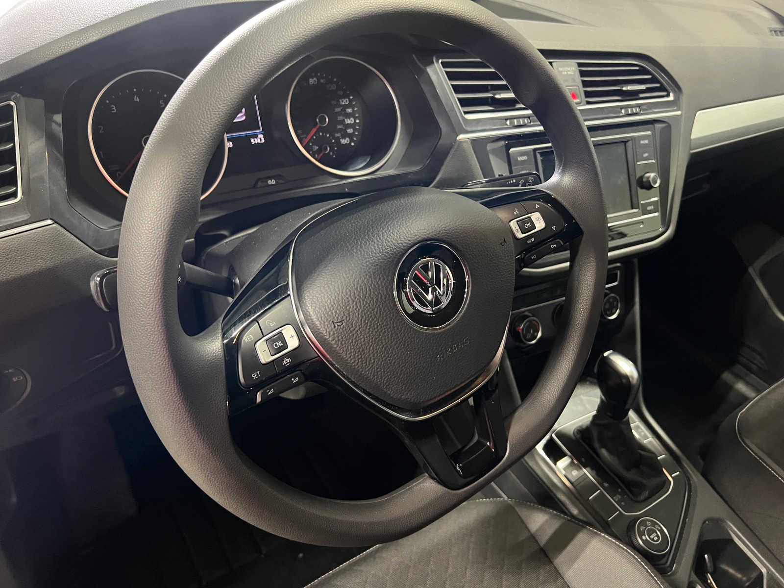 Thumbnail: 2021 Volkswagen Tiguan - 5