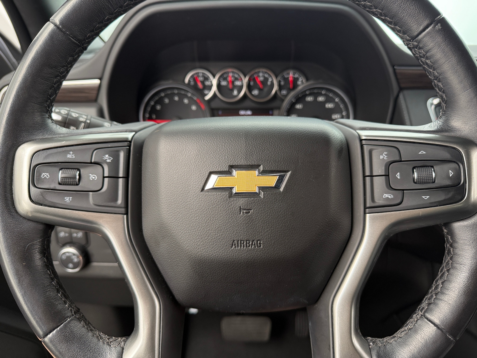 Thumbnail: 2021 Chevrolet Tahoe - 4