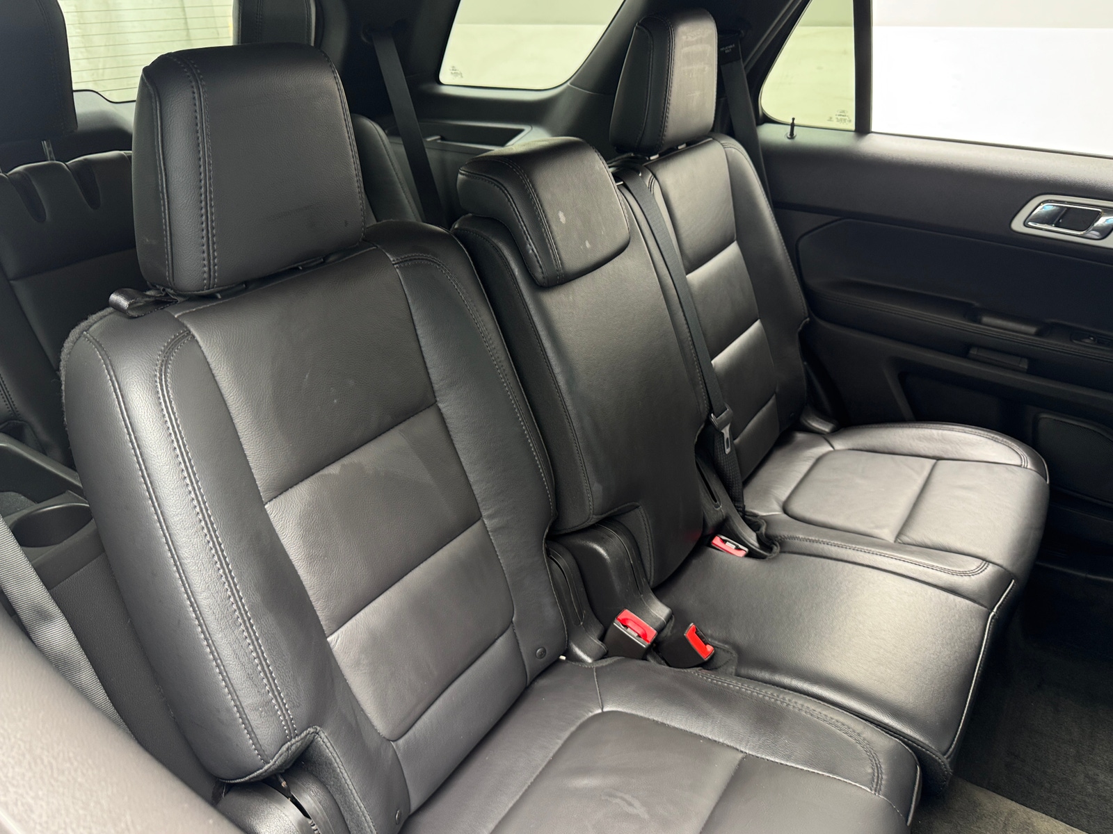 Thumbnail: 2015 Ford Explorer - 5