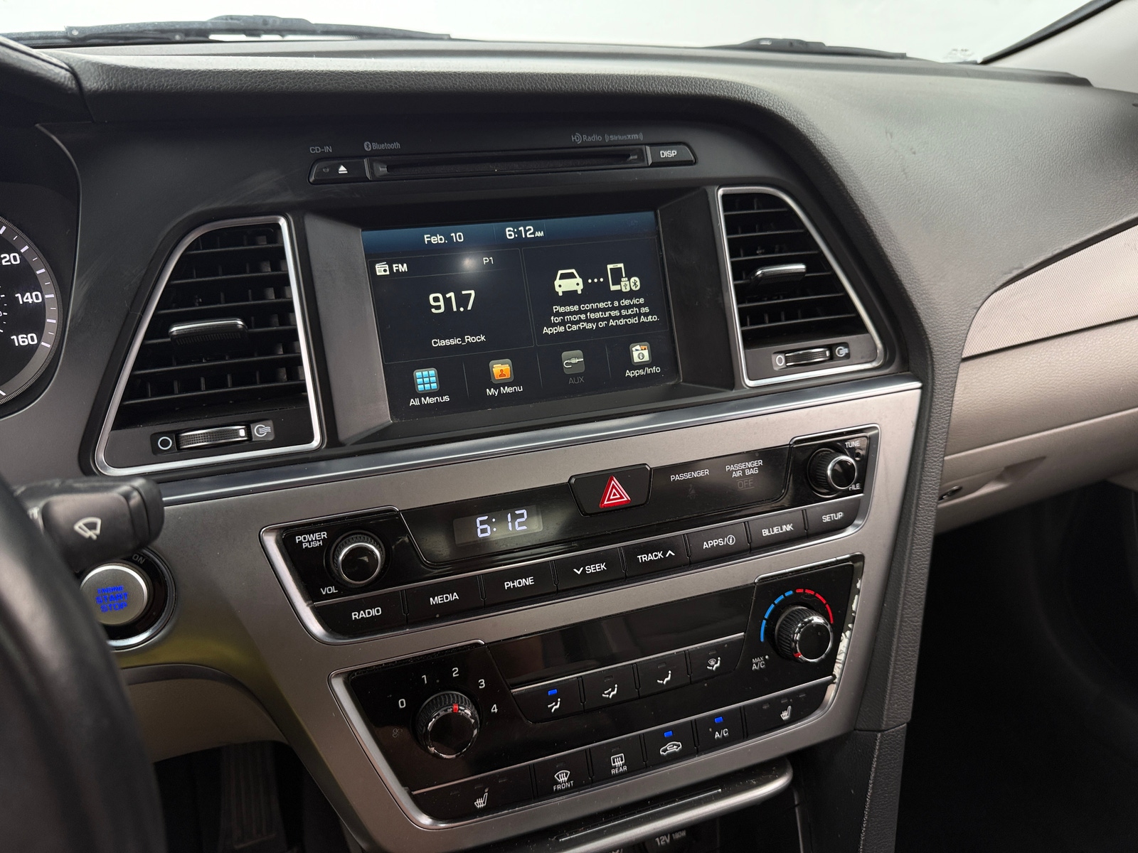 Thumbnail: 2016 Hyundai Sonata - 4