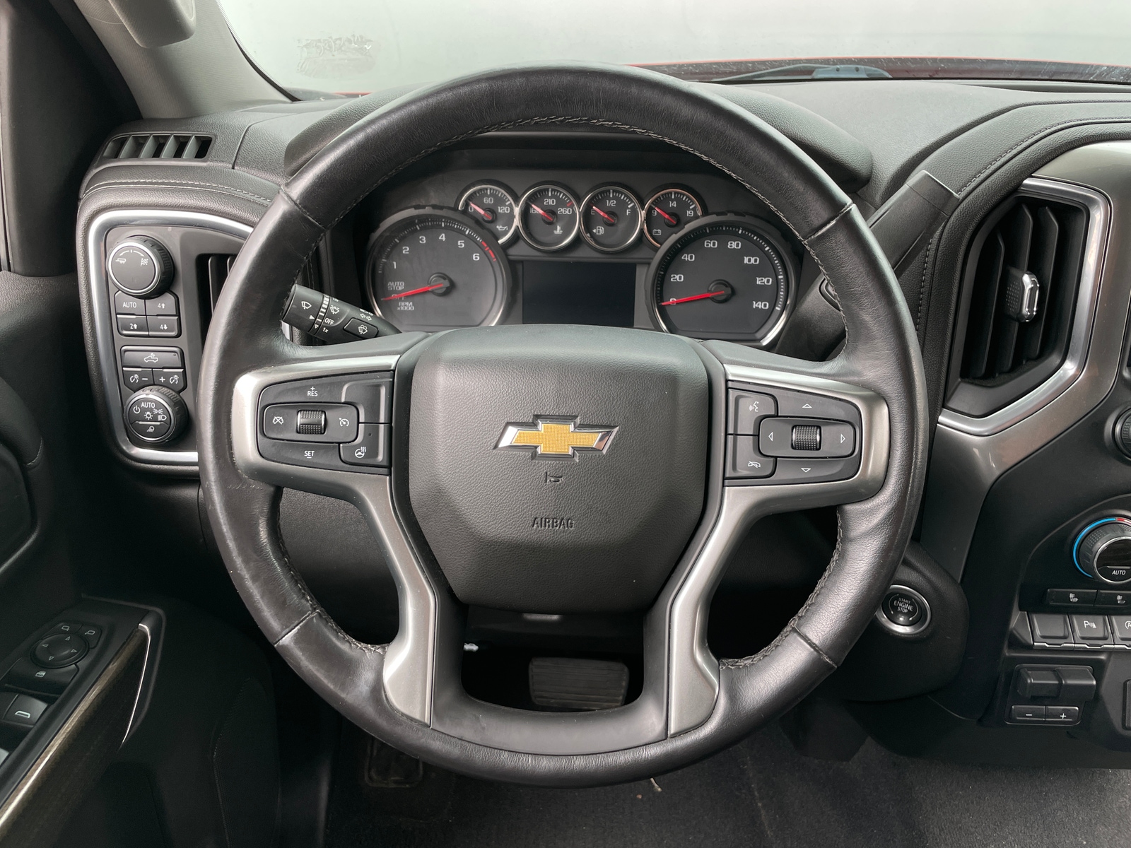 Thumbnail: 2019 Chevrolet Silverado 1500 - 4