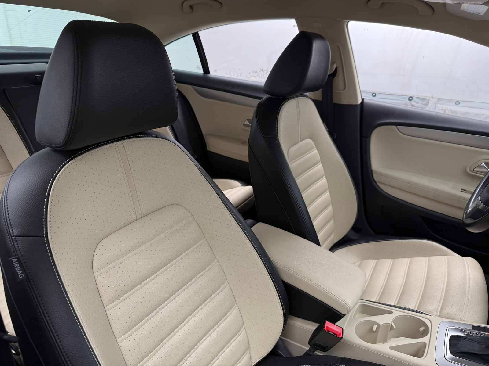 Thumbnail: 2010 Volkswagen CC - 2