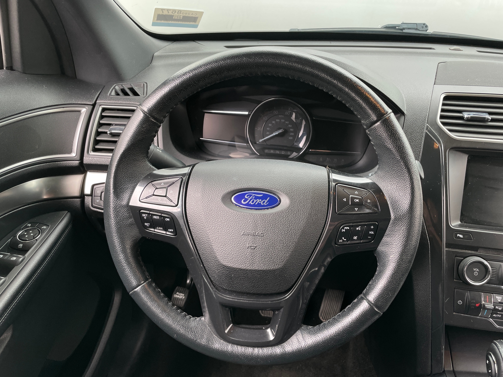 Thumbnail: 2018 Ford Explorer - 5