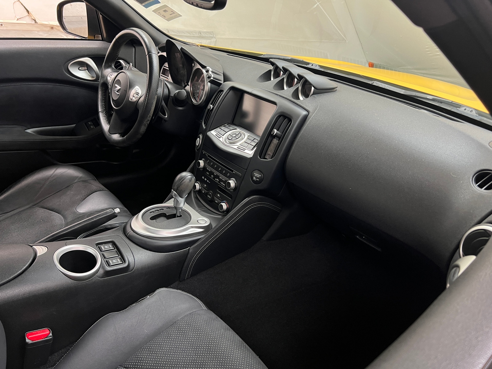 Thumbnail: 2009 Nissan Z - 4