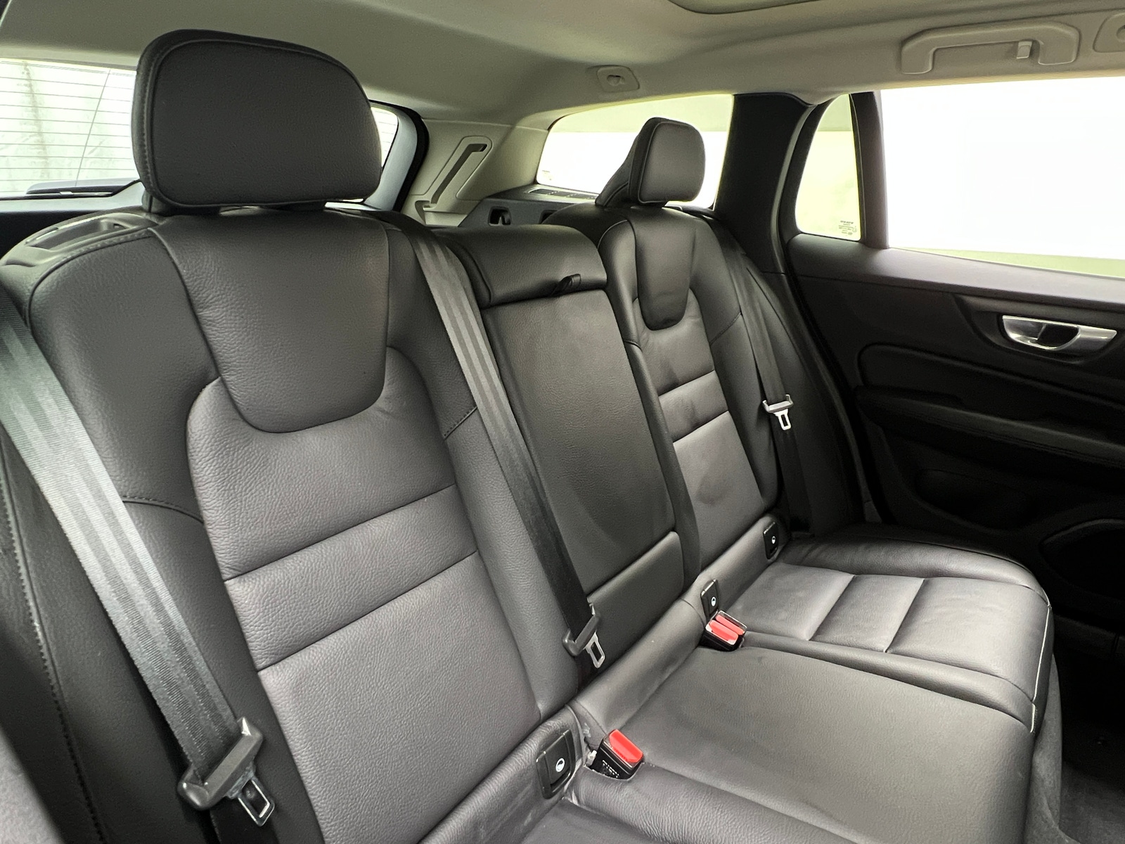 Thumbnail: 2024 Volvo V60 - 5