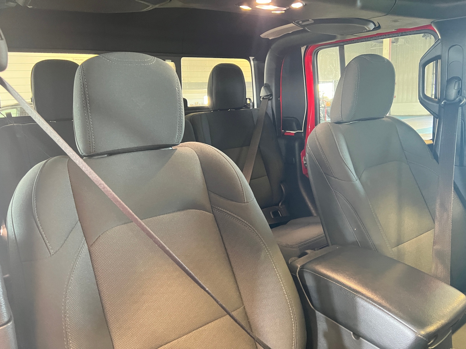 Thumbnail: 2021 Jeep Gladiator - 2
