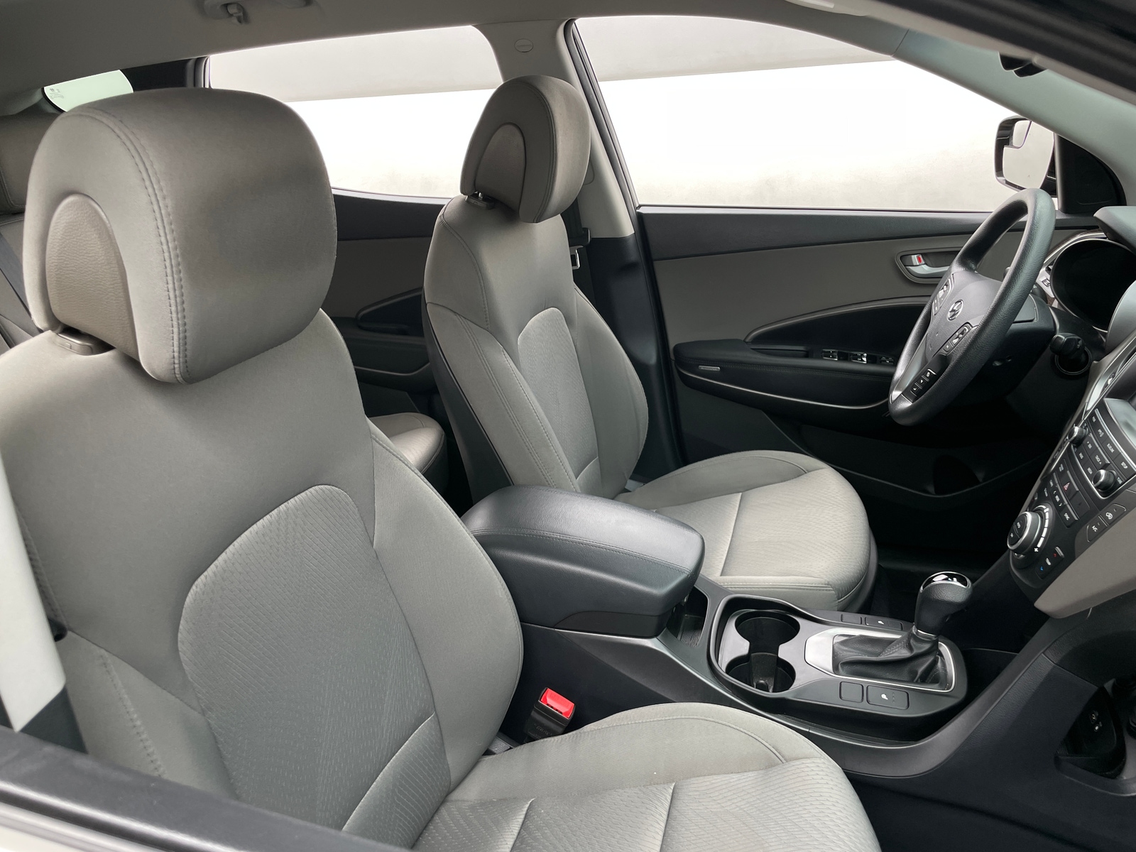 Thumbnail: 2018 Hyundai Santa Fe - 2