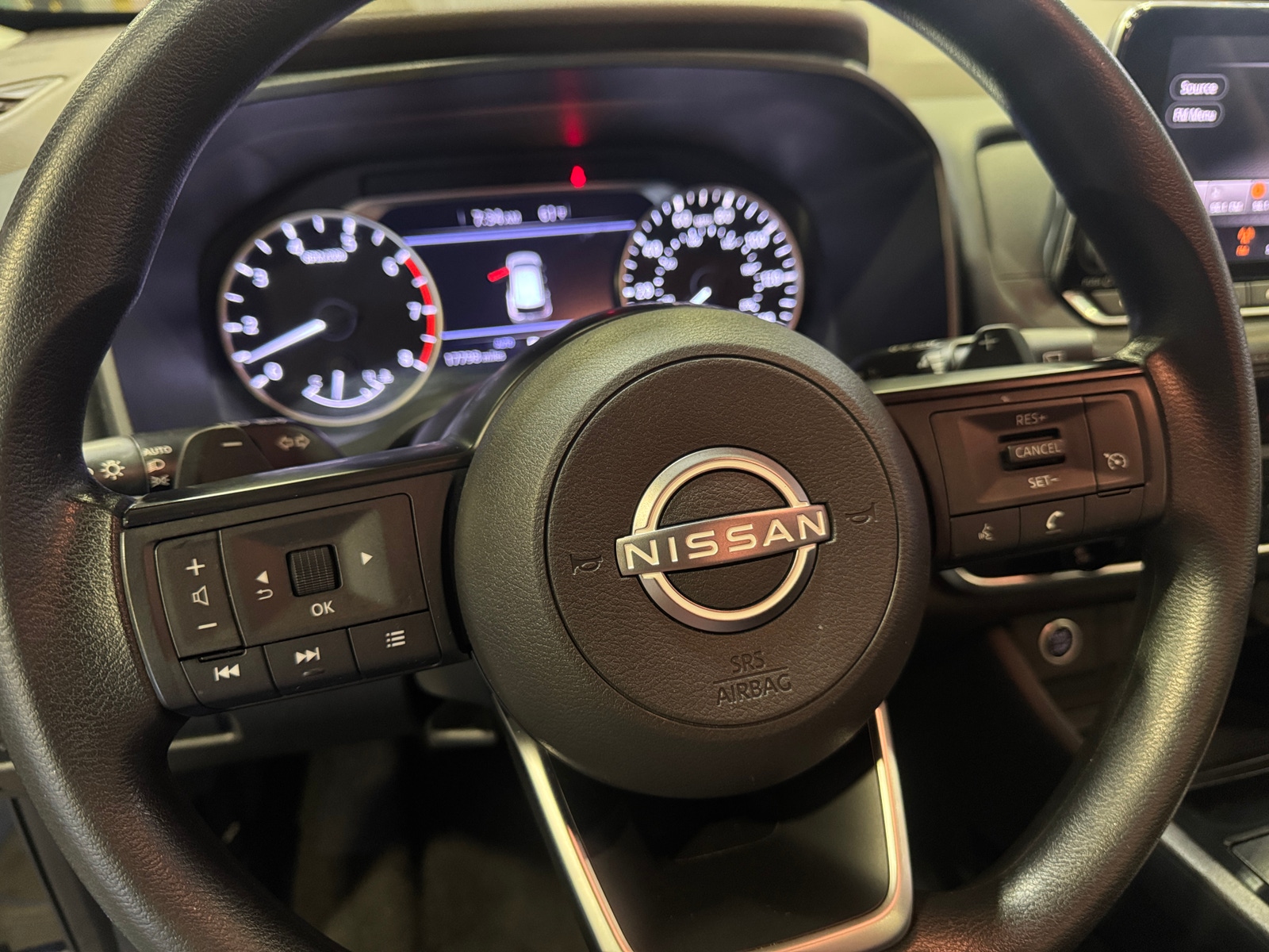 Thumbnail: 2022 Nissan Rogue - 5