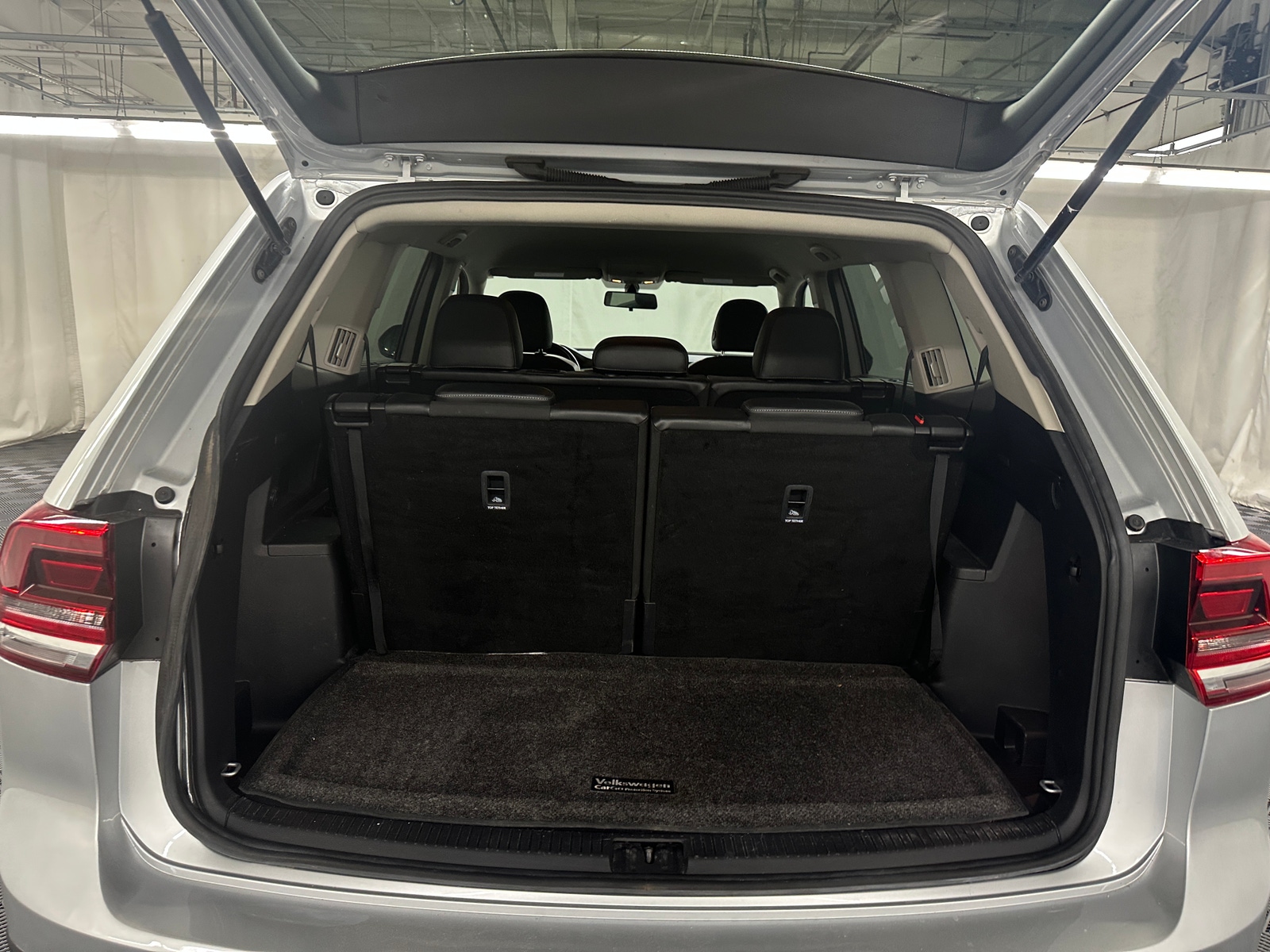 Thumbnail: 2019 Volkswagen Atlas - 6