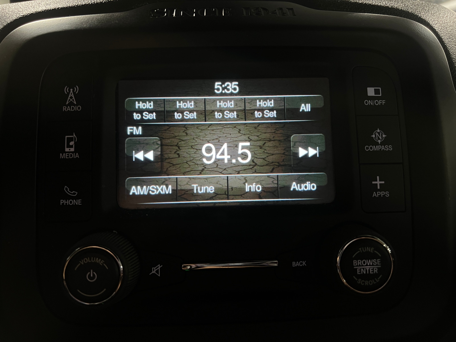 Thumbnail: 2017 Jeep Renegade - 4
