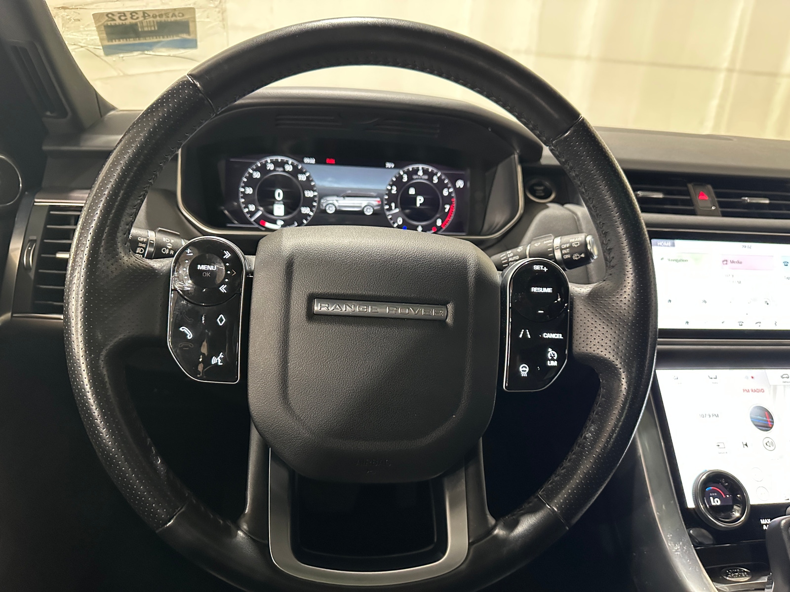 Thumbnail: 2019 Land Rover Range Rover Sport - 4