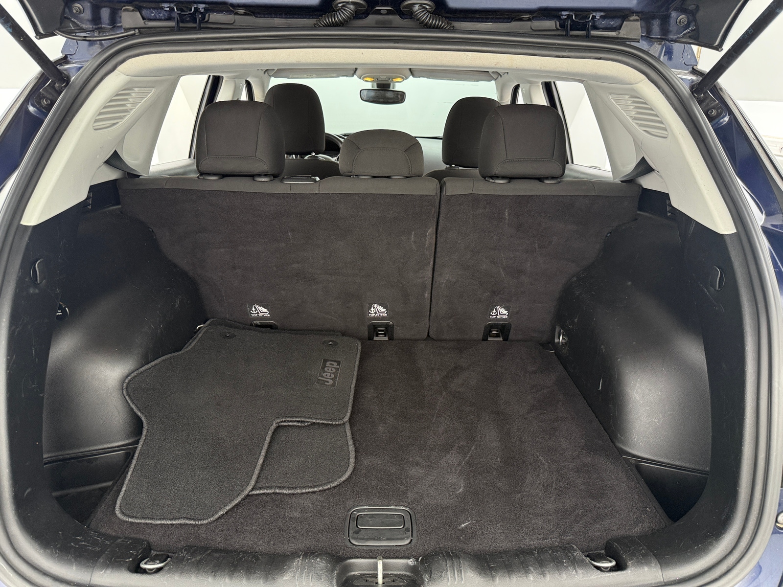 Thumbnail: 2017 Jeep Compass - 7
