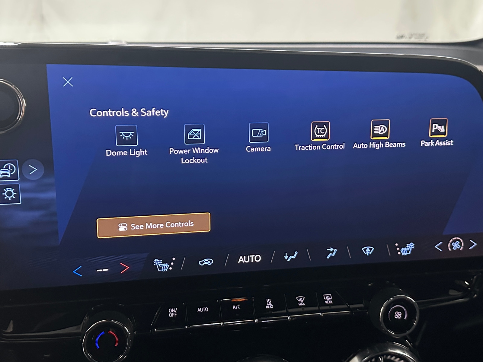 Thumbnail: 2024 Chevrolet Blazer EV - 4