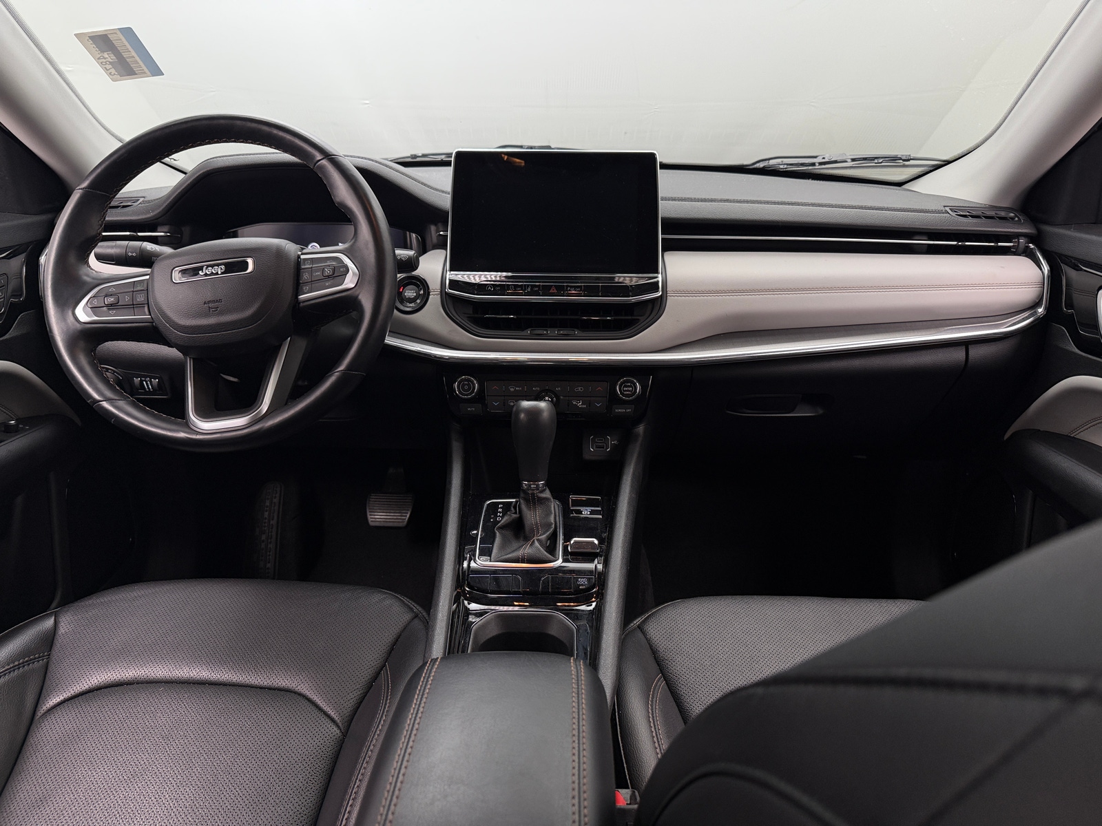 Thumbnail: 2022 Jeep Compass - 2