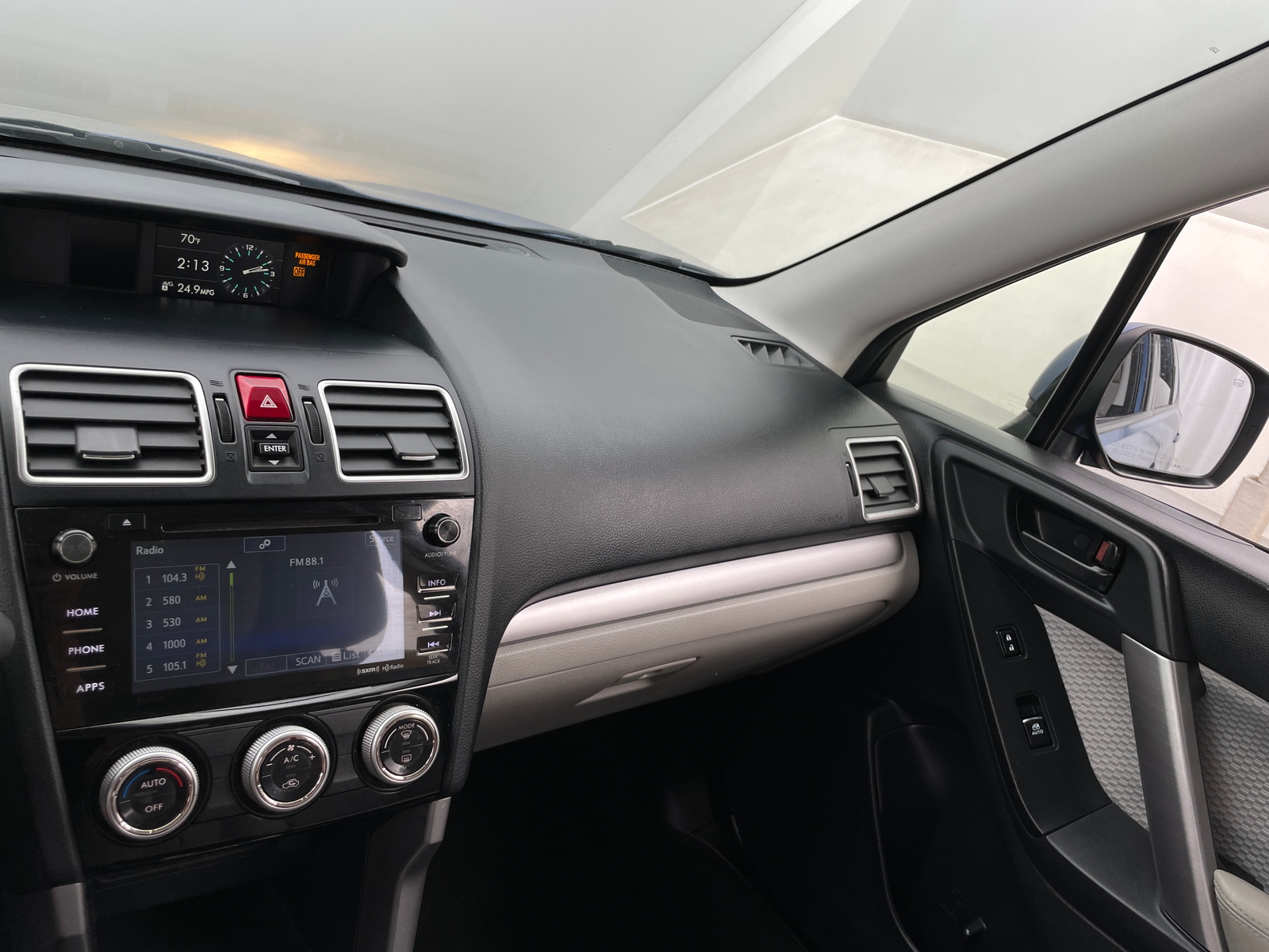 Thumbnail: 2017 Subaru Forester - 4