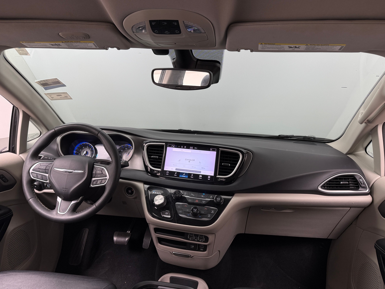 Thumbnail: 2022 Chrysler Pacifica - 2