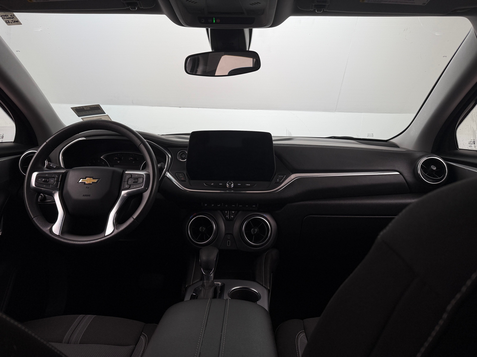 Thumbnail: 2023 Chevrolet Blazer - 3