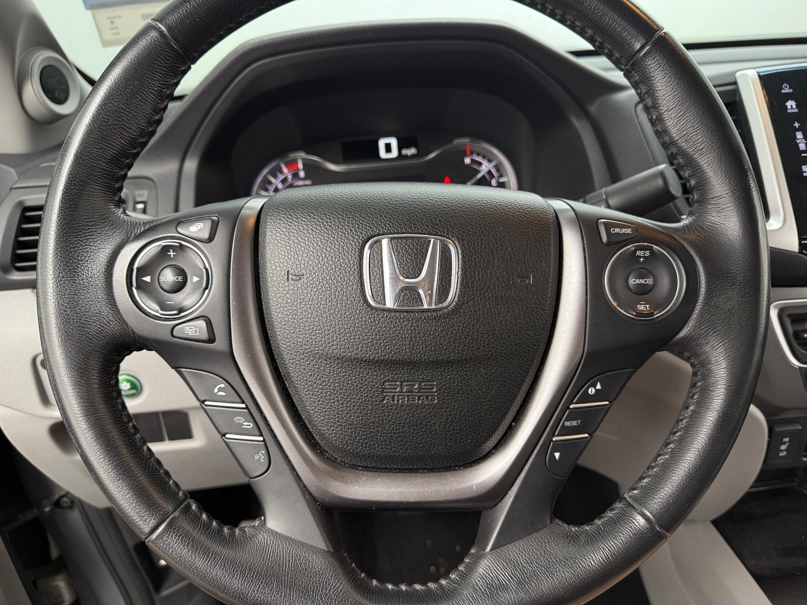 Thumbnail: 2017 Honda Ridgeline - 4