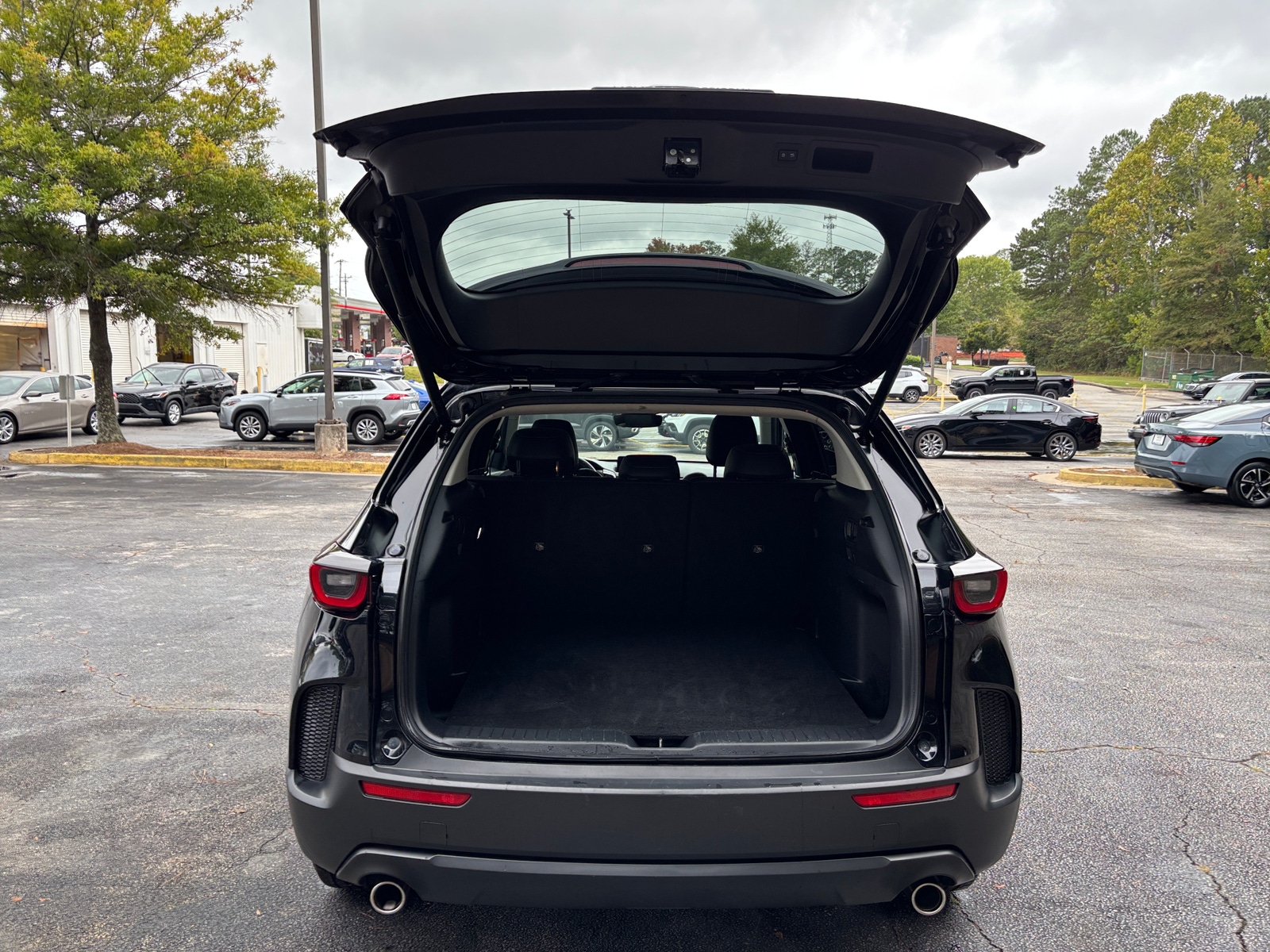 Thumbnail: 2025 Mazda CX-50 - 6