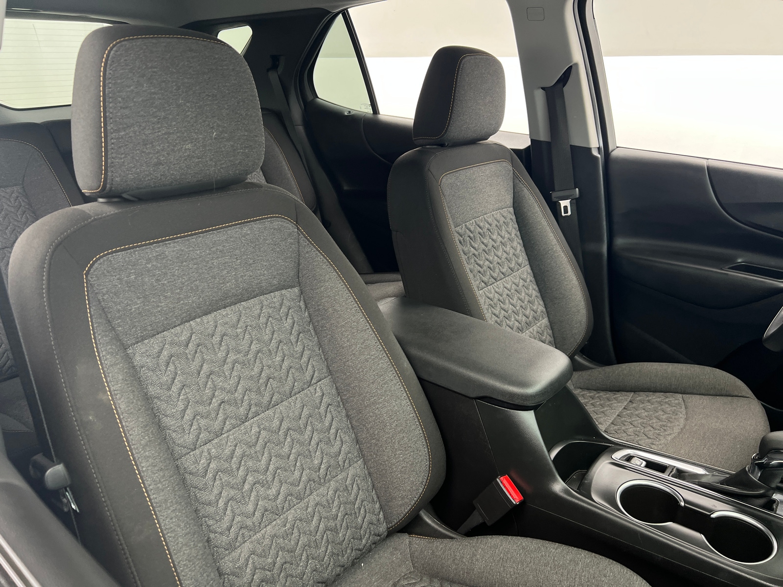 Thumbnail: 2022 Chevrolet Equinox - 2