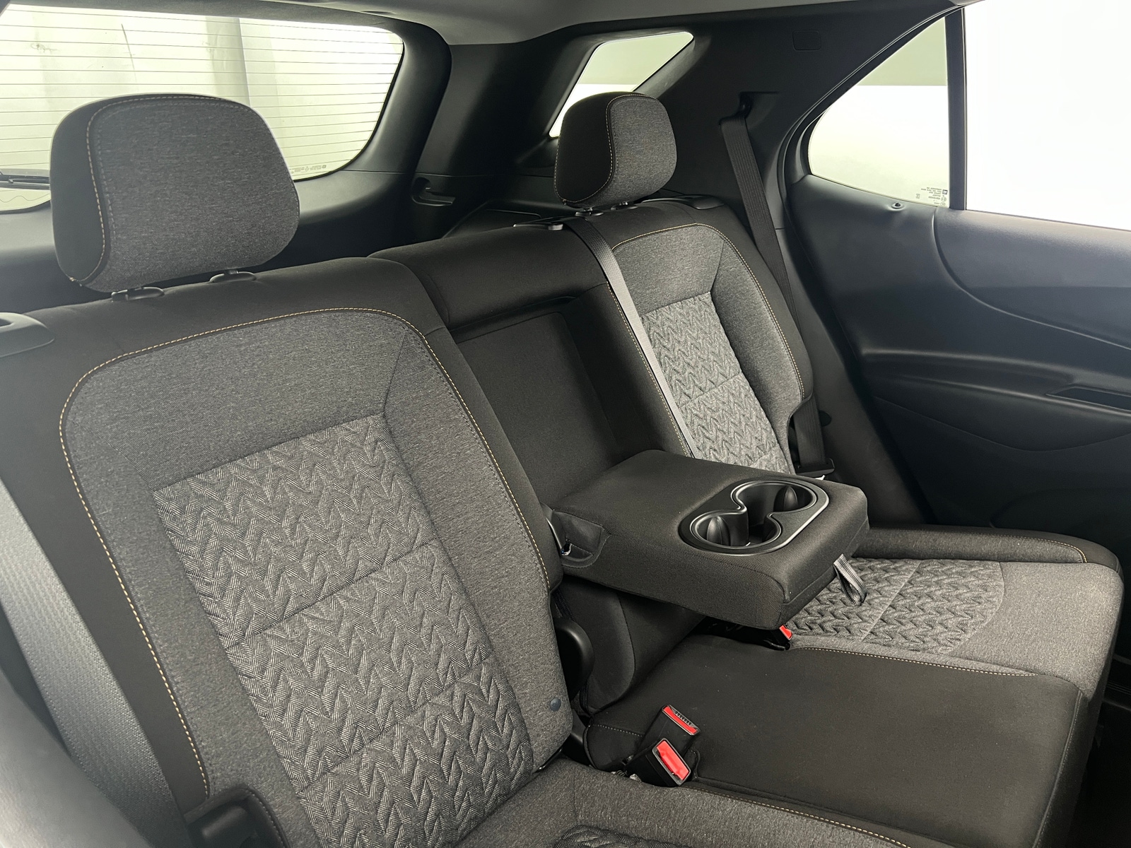 Thumbnail: 2022 Chevrolet Equinox - 6