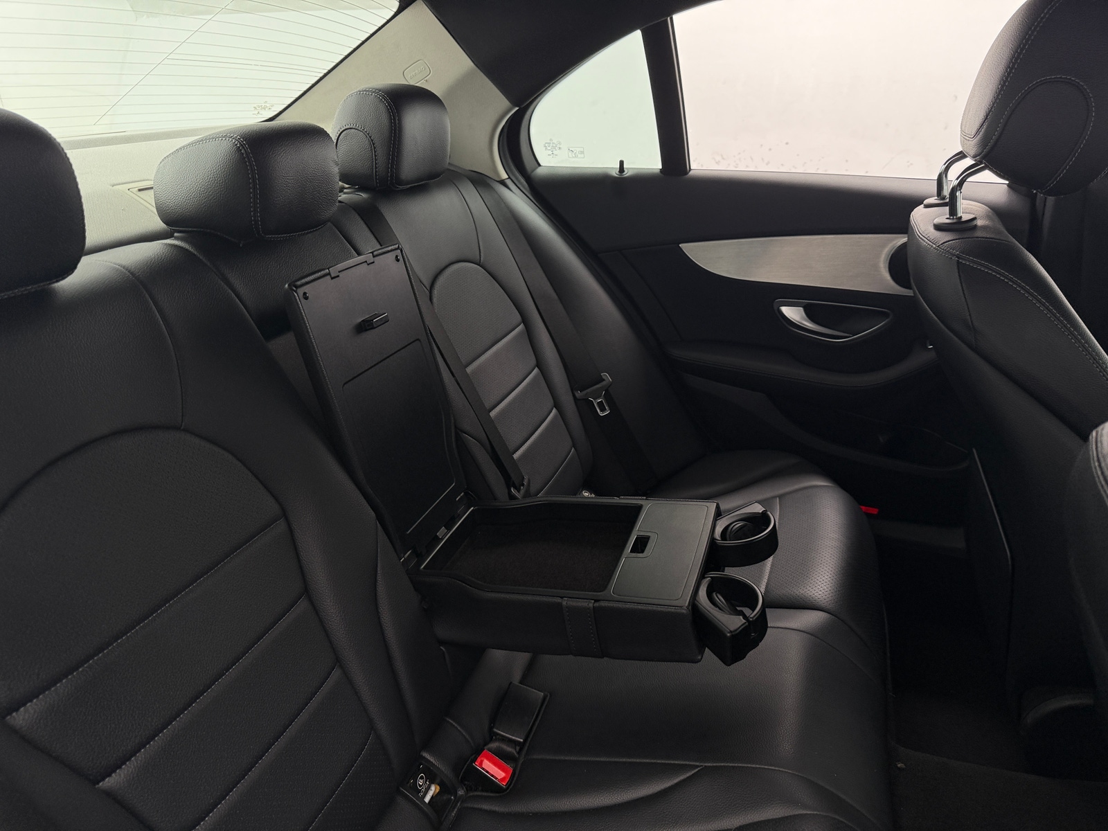 Thumbnail: 2016 Mercedes-Benz C-Class - 5