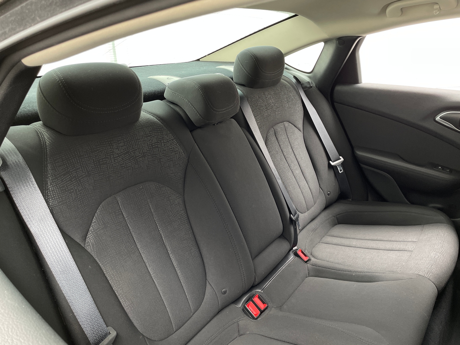 Thumbnail: 2016 Chrysler 200 - 6