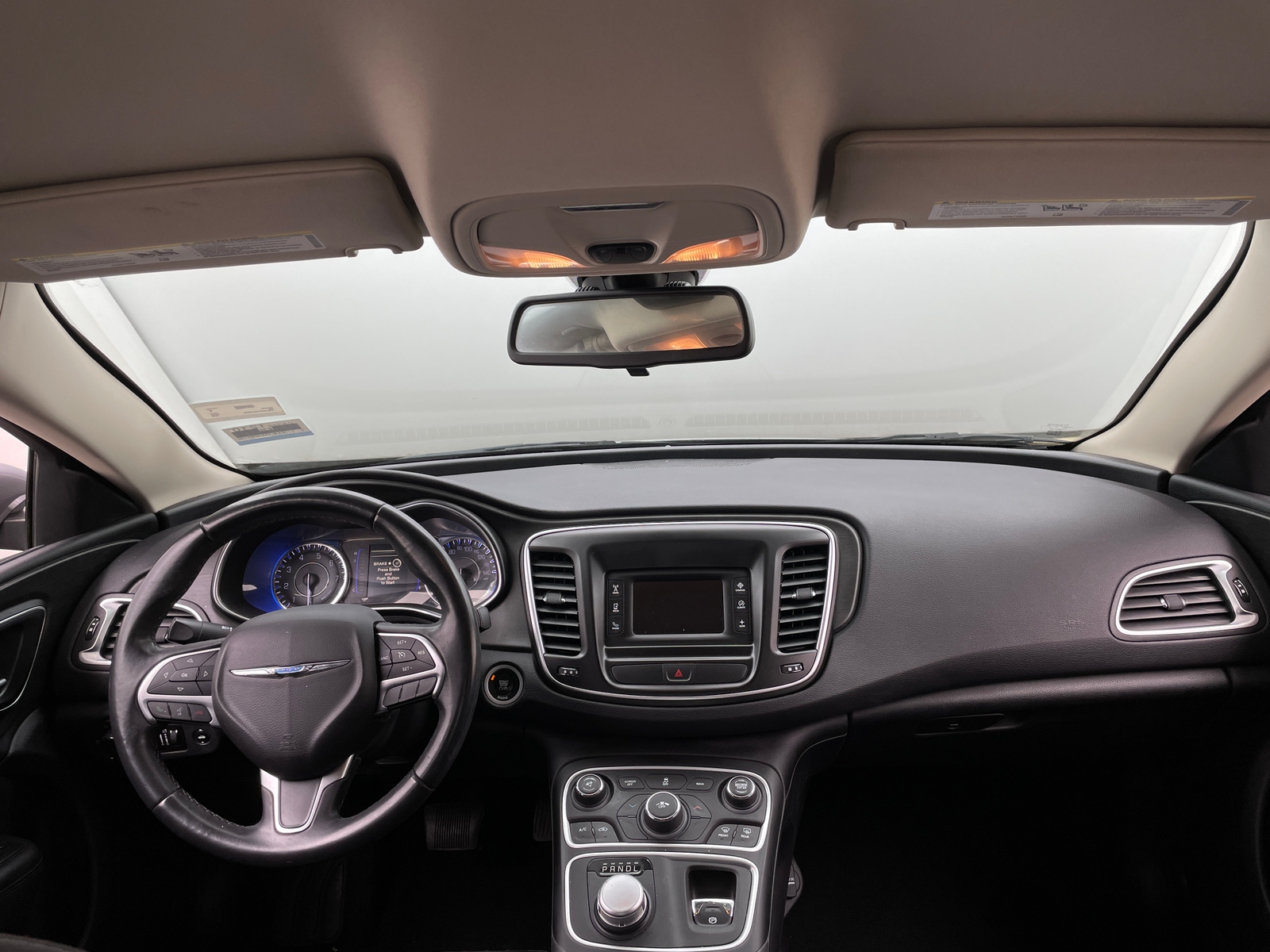Thumbnail: 2016 Chrysler 200 - 3