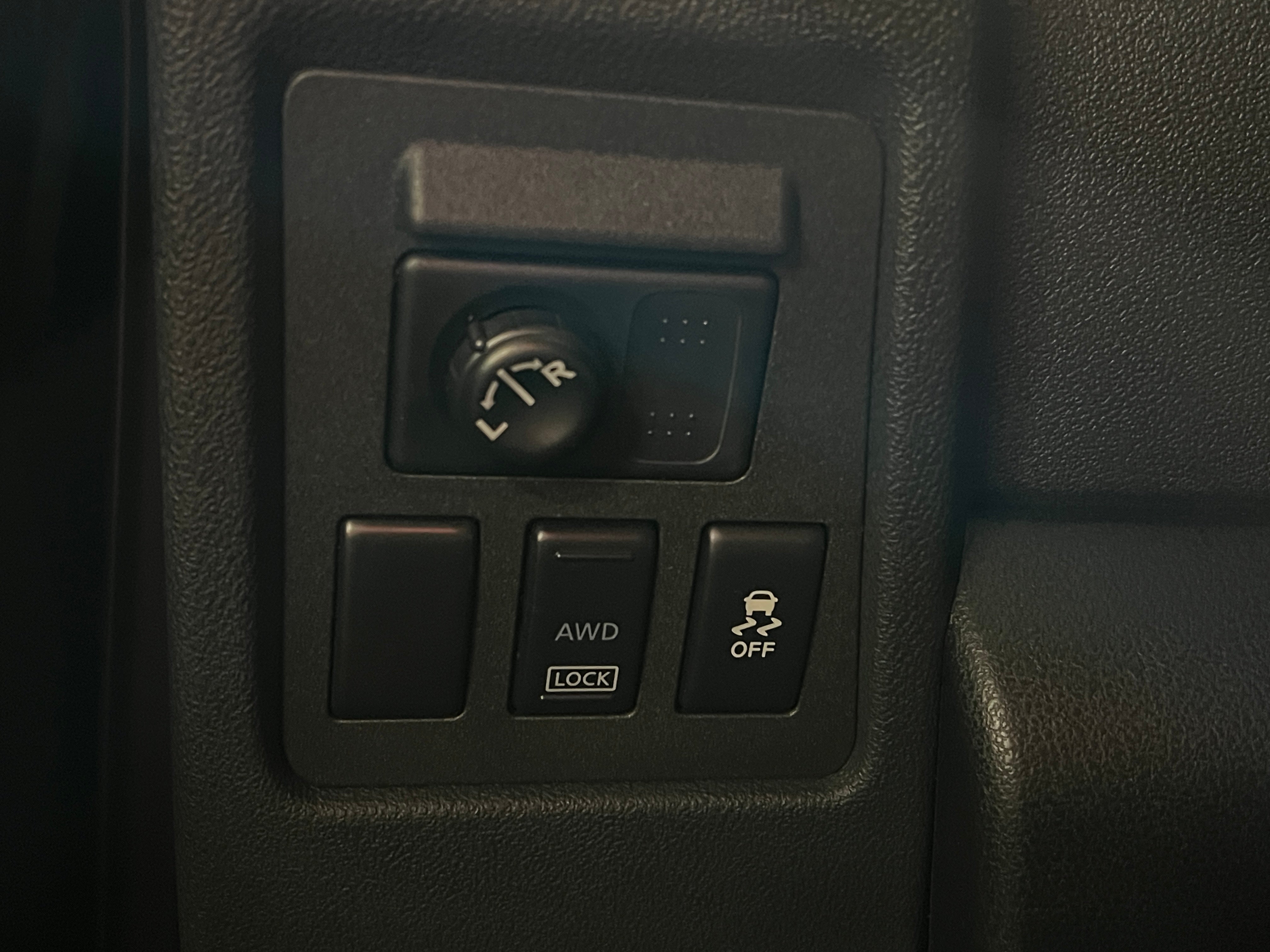 2015 Nissan Rogue Select