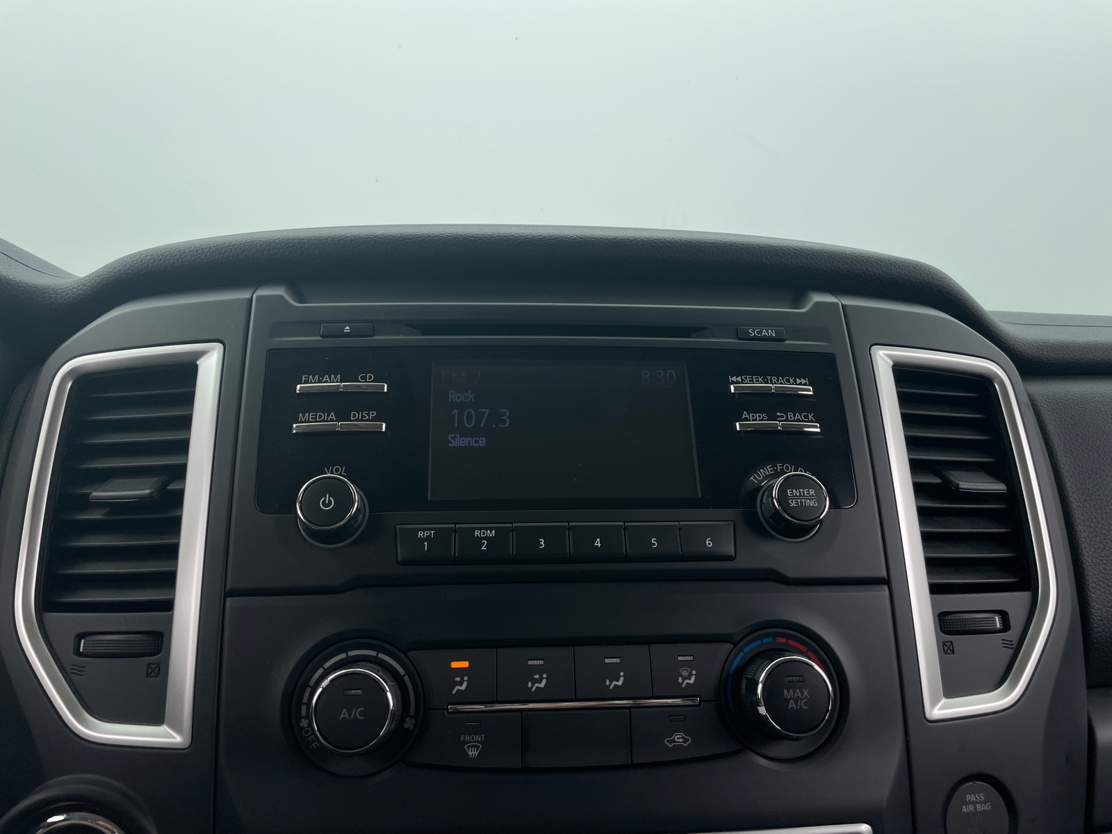 Thumbnail: 2017 Nissan Titan - 3