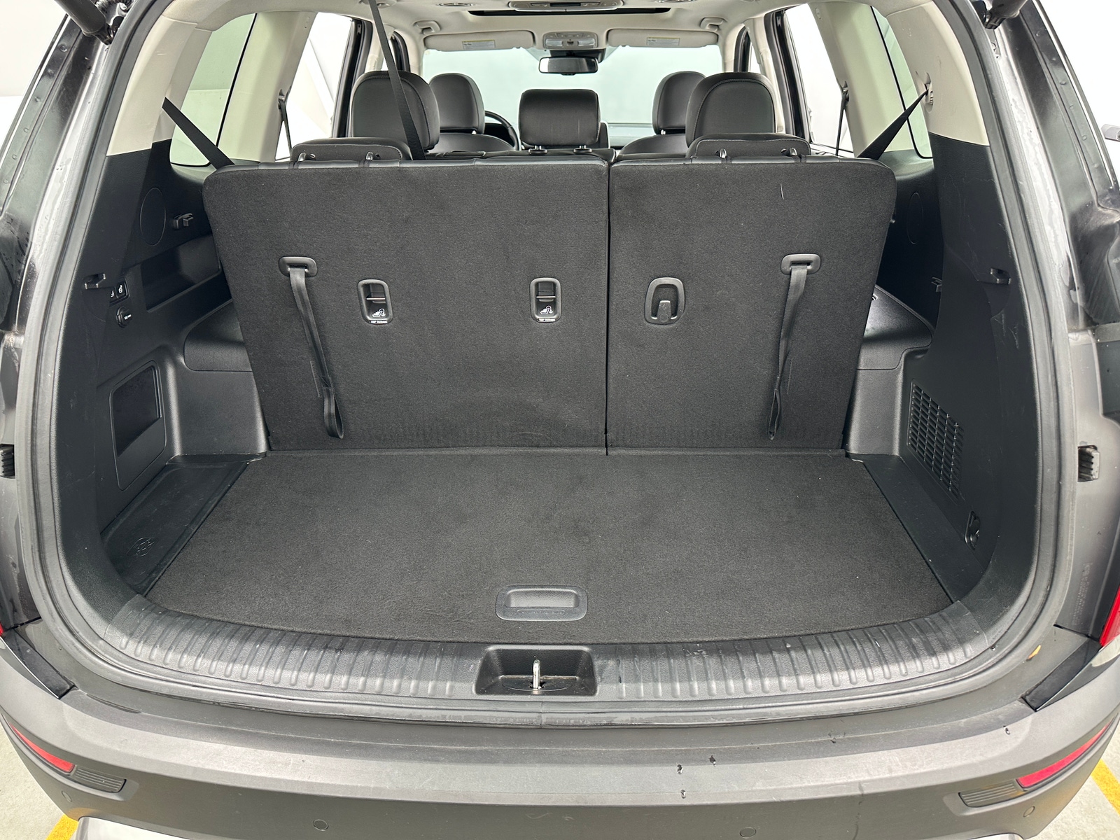 Thumbnail: 2020 Kia Telluride - 6