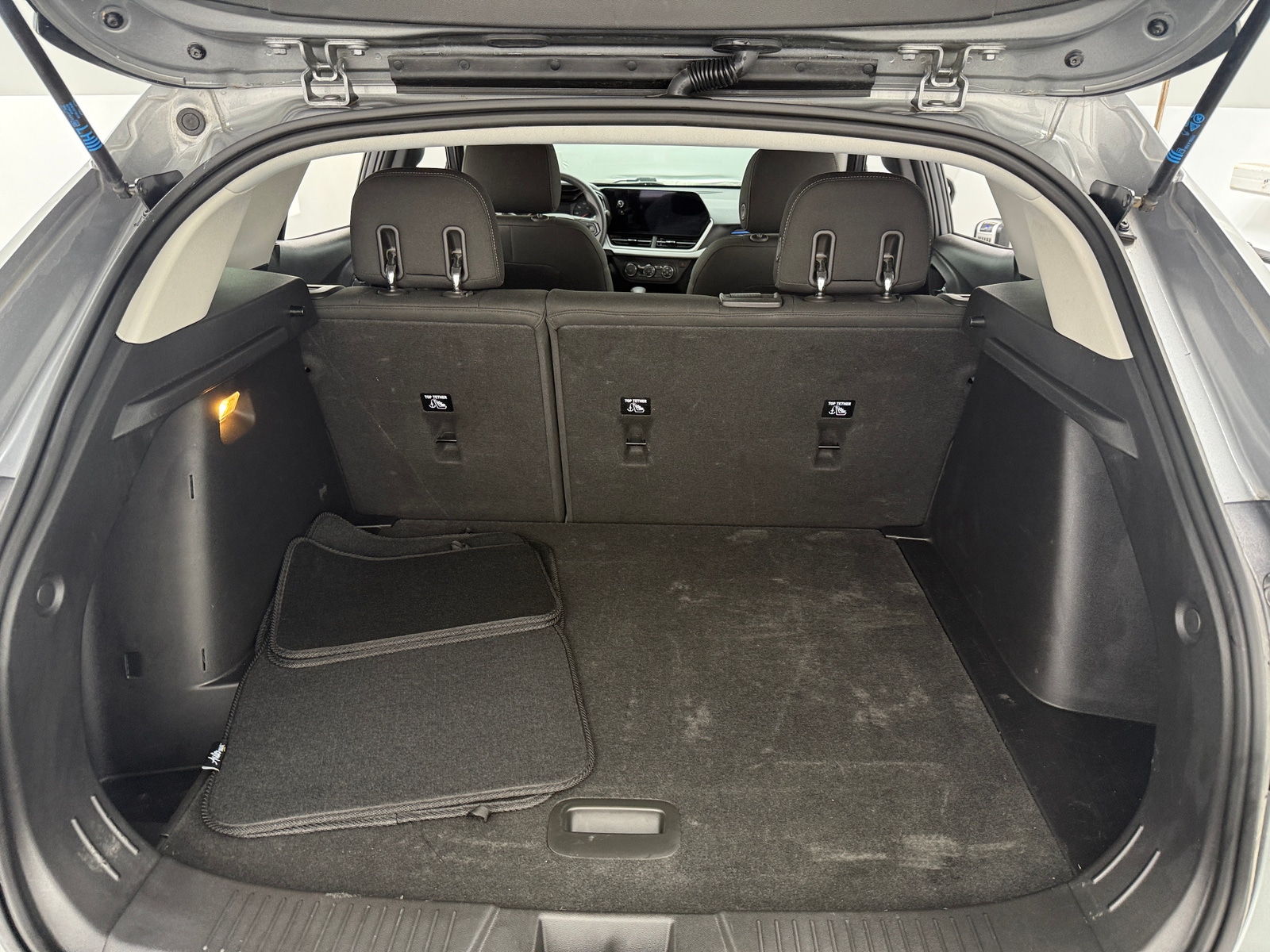 Thumbnail: 2024 Chevrolet Trax - 7