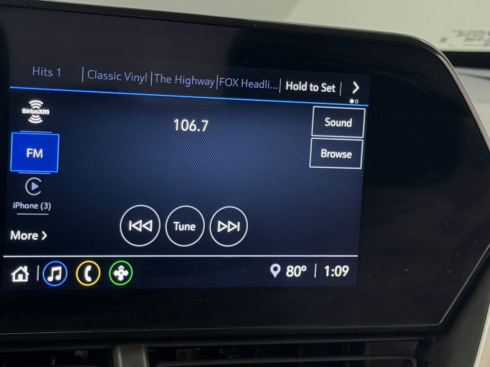 Thumbnail: 2024 Chevrolet Trax - 4