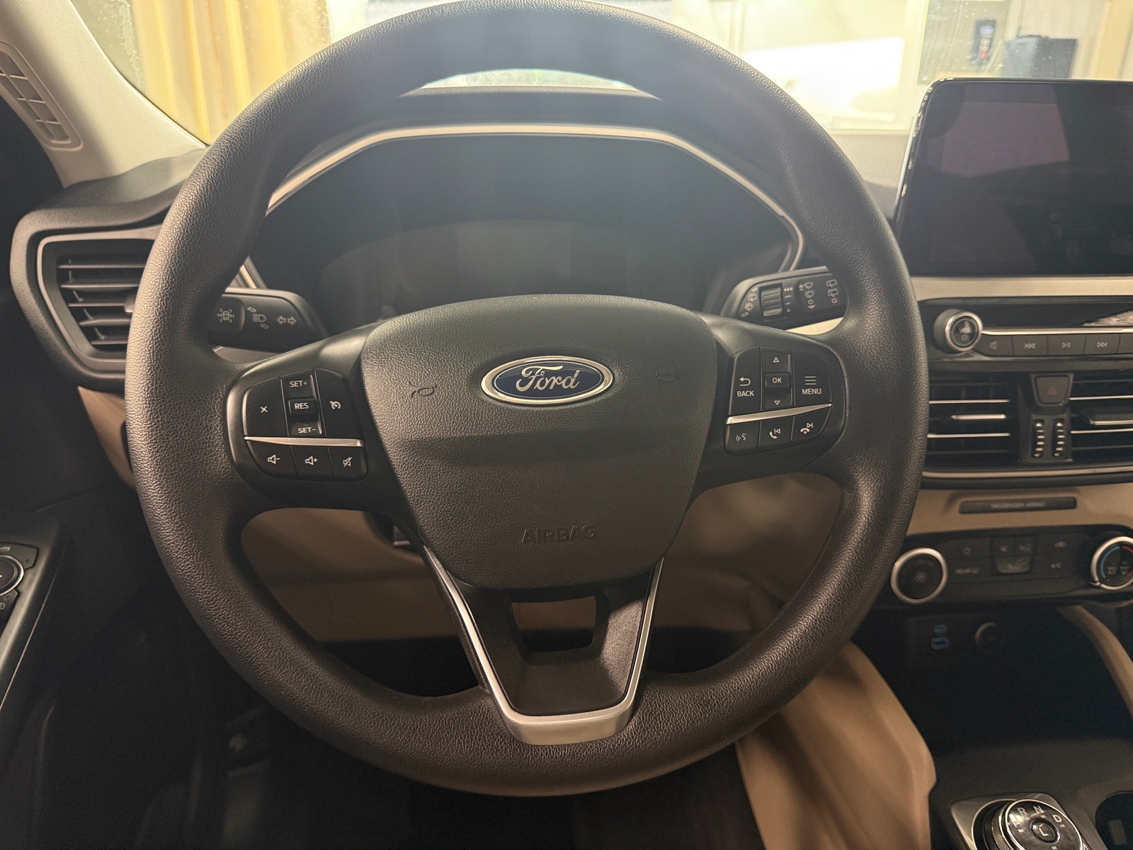 Thumbnail: 2021 Ford Escape - 5