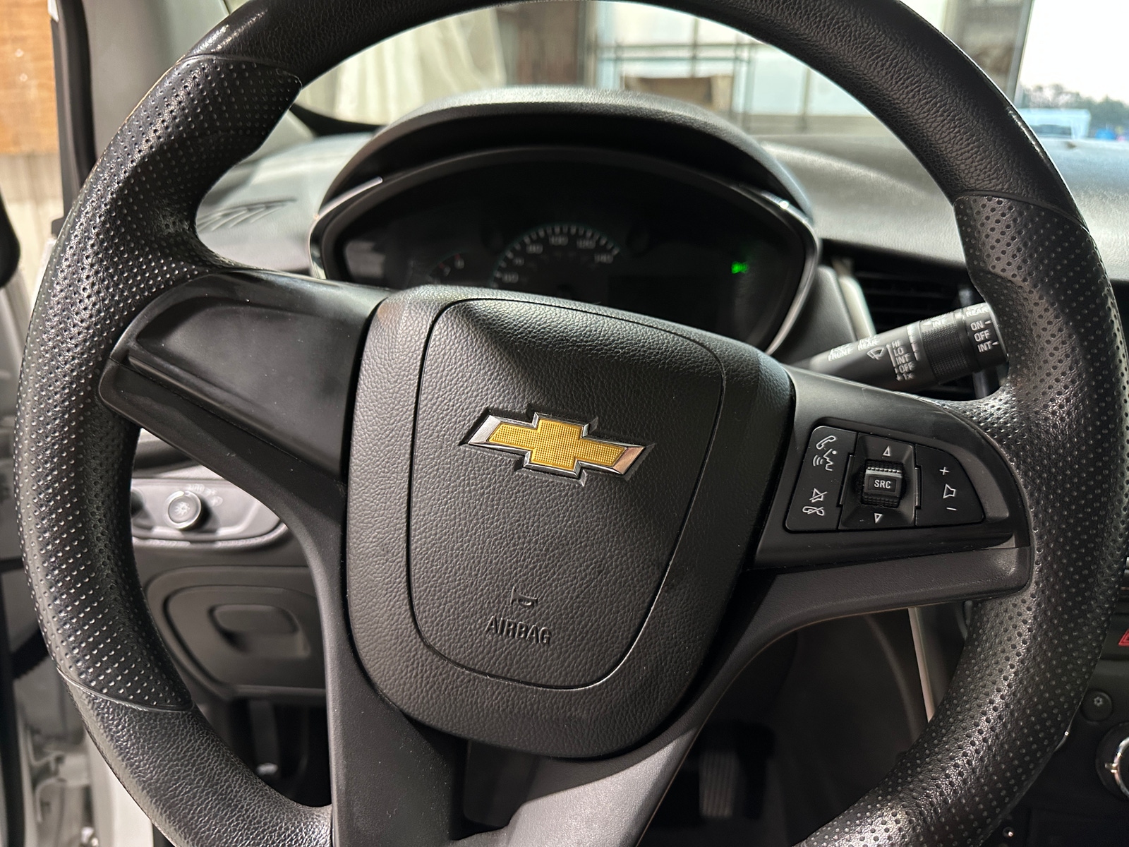 Thumbnail: 2018 Chevrolet Trax - 5