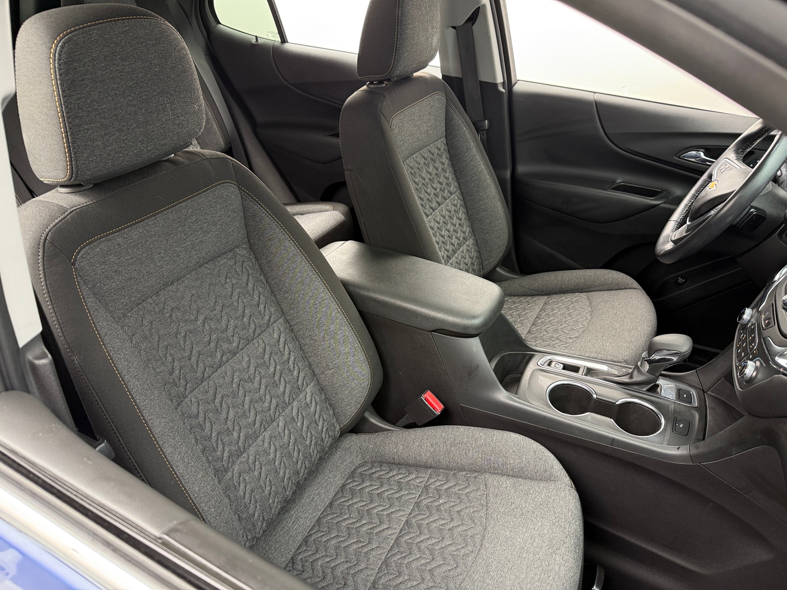 Thumbnail: 2022 Chevrolet Equinox - 2